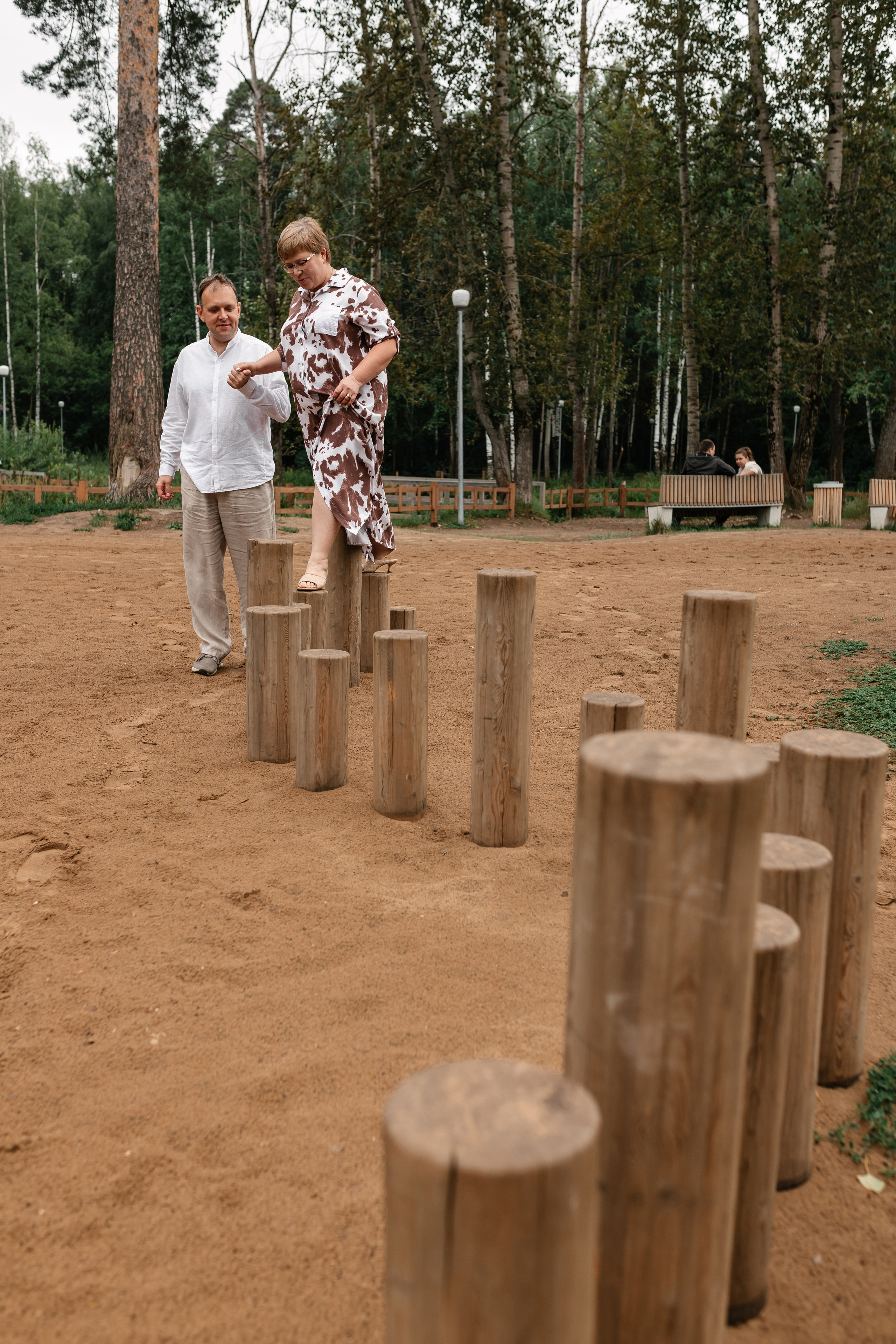 Романтическая прогулка Алексея и Ирины. Июль 2025. Фотограф Пермь. Свадьбы. Семья и дети, школа, д. сад. Фотокниги