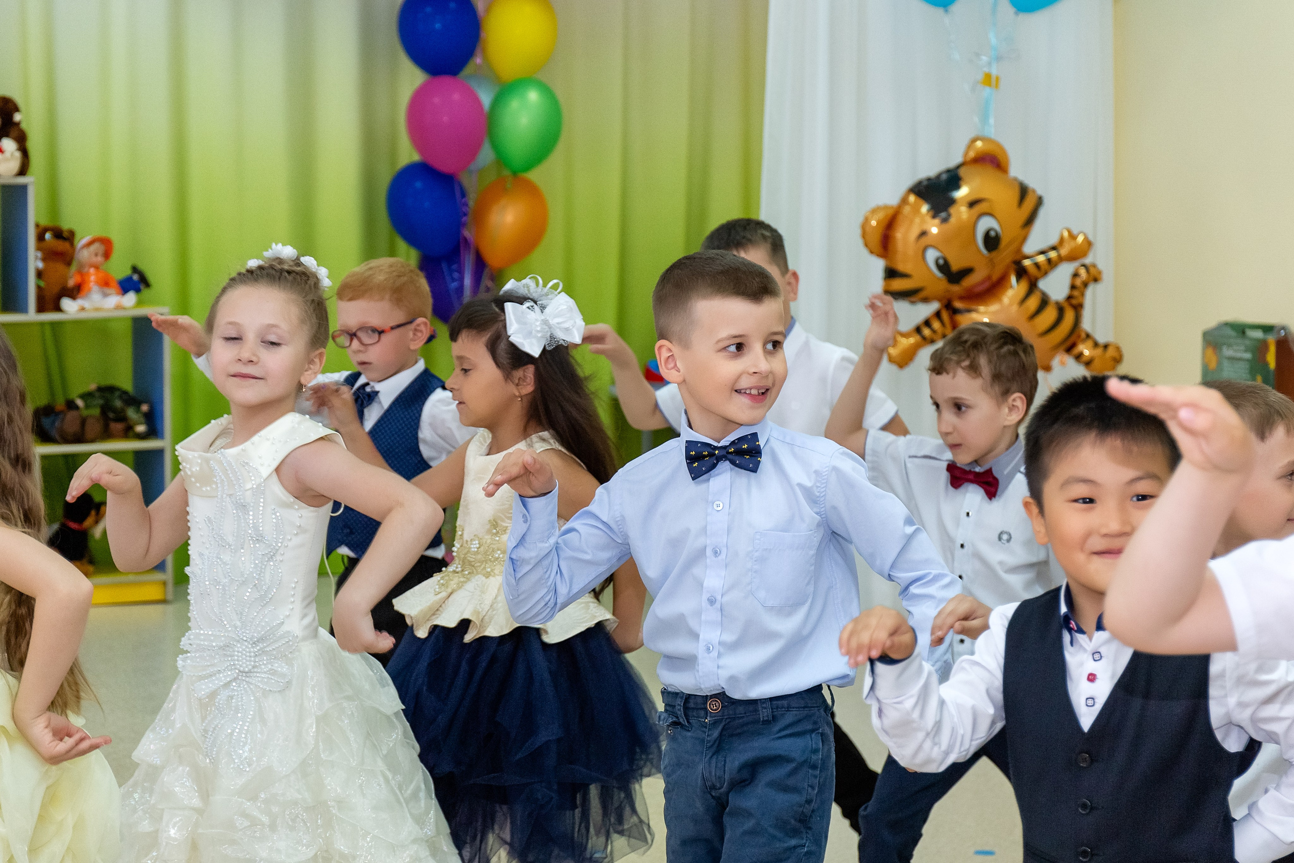 Выпускной. Детский сад «Тигрёнок». Стильный выпускной альбом Владивосток фотограф Вероника Мигачева