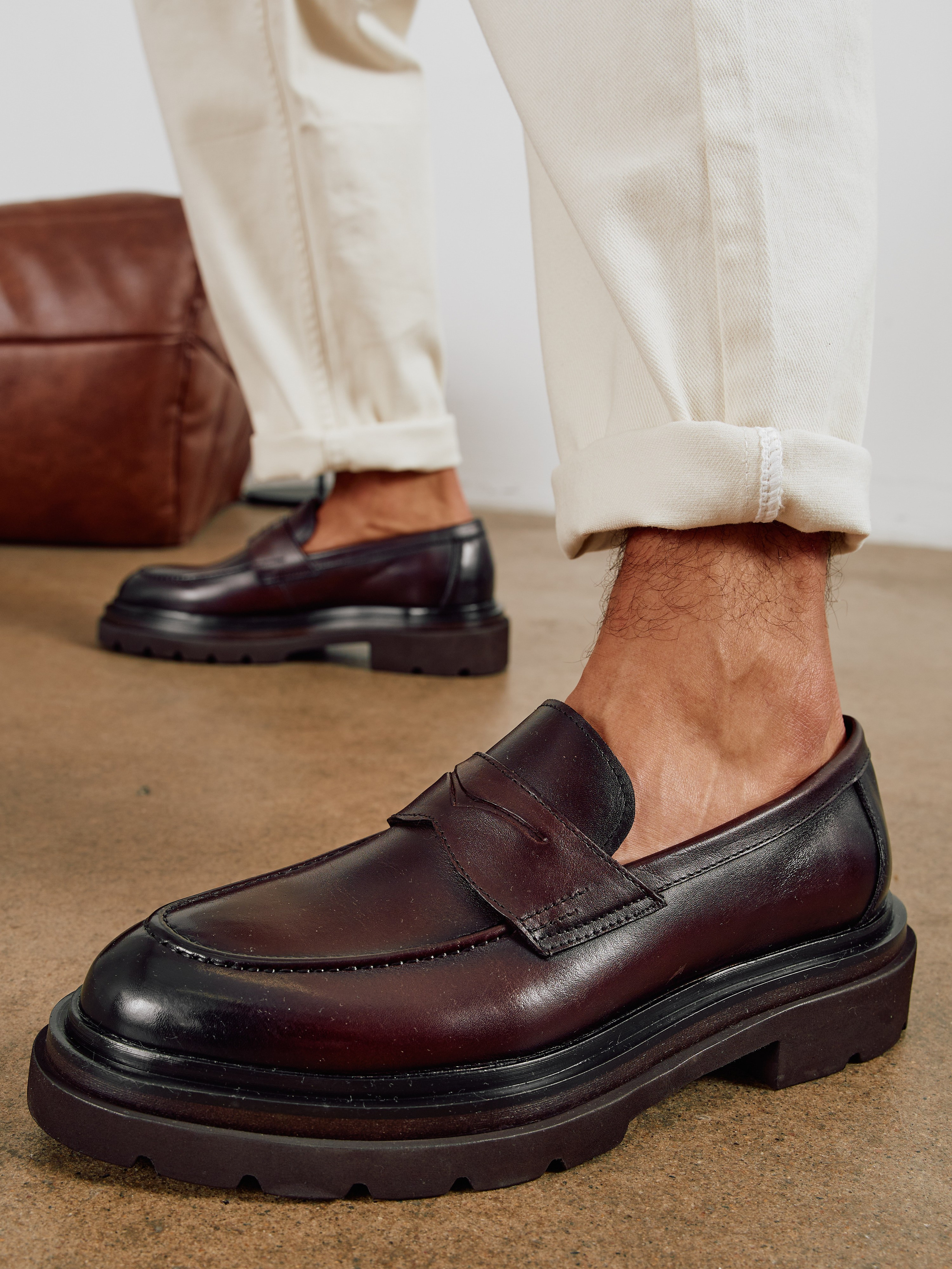 Обувь. Фотограф для маркетплейсов в Москве