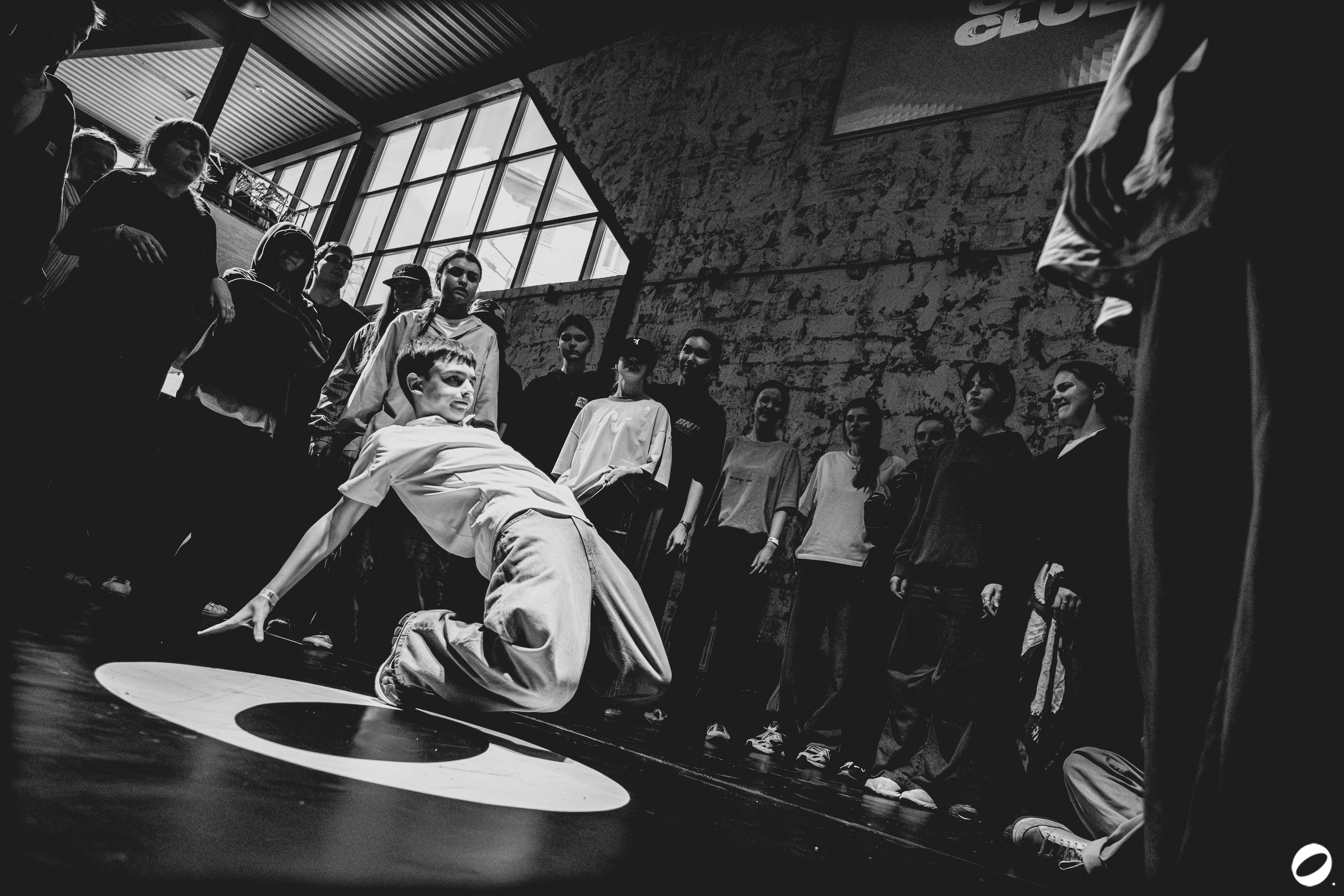 ODD.CLUB 04/04 (@youlovebu). Соня бу тебя сфоткала