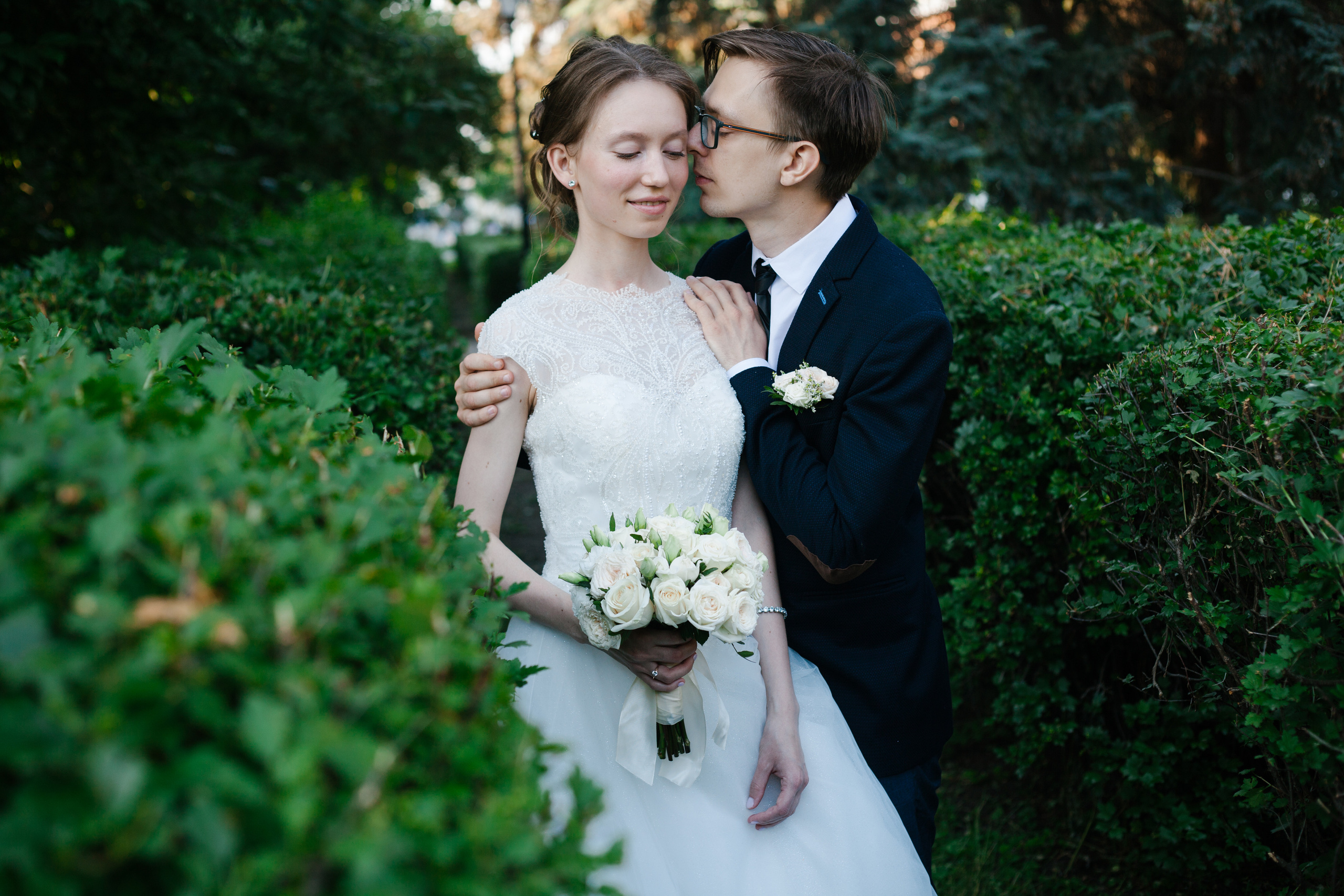 Дендропарк и Исеть. Свадебный фотограф в Екатеринбурге Полевской Соликамск