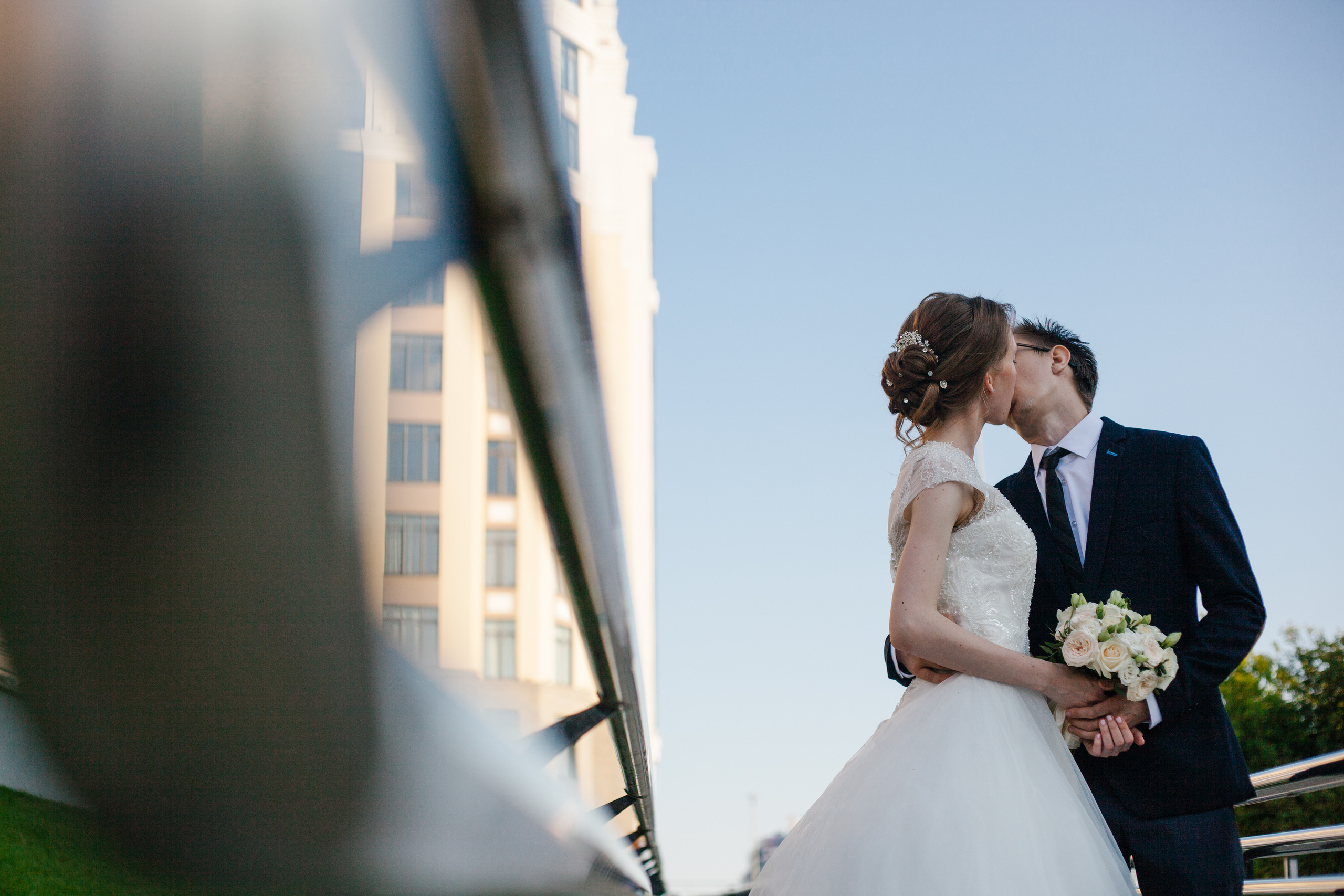 Дендропарк и Исеть. Свадебный фотограф в Екатеринбурге Полевской Соликамск