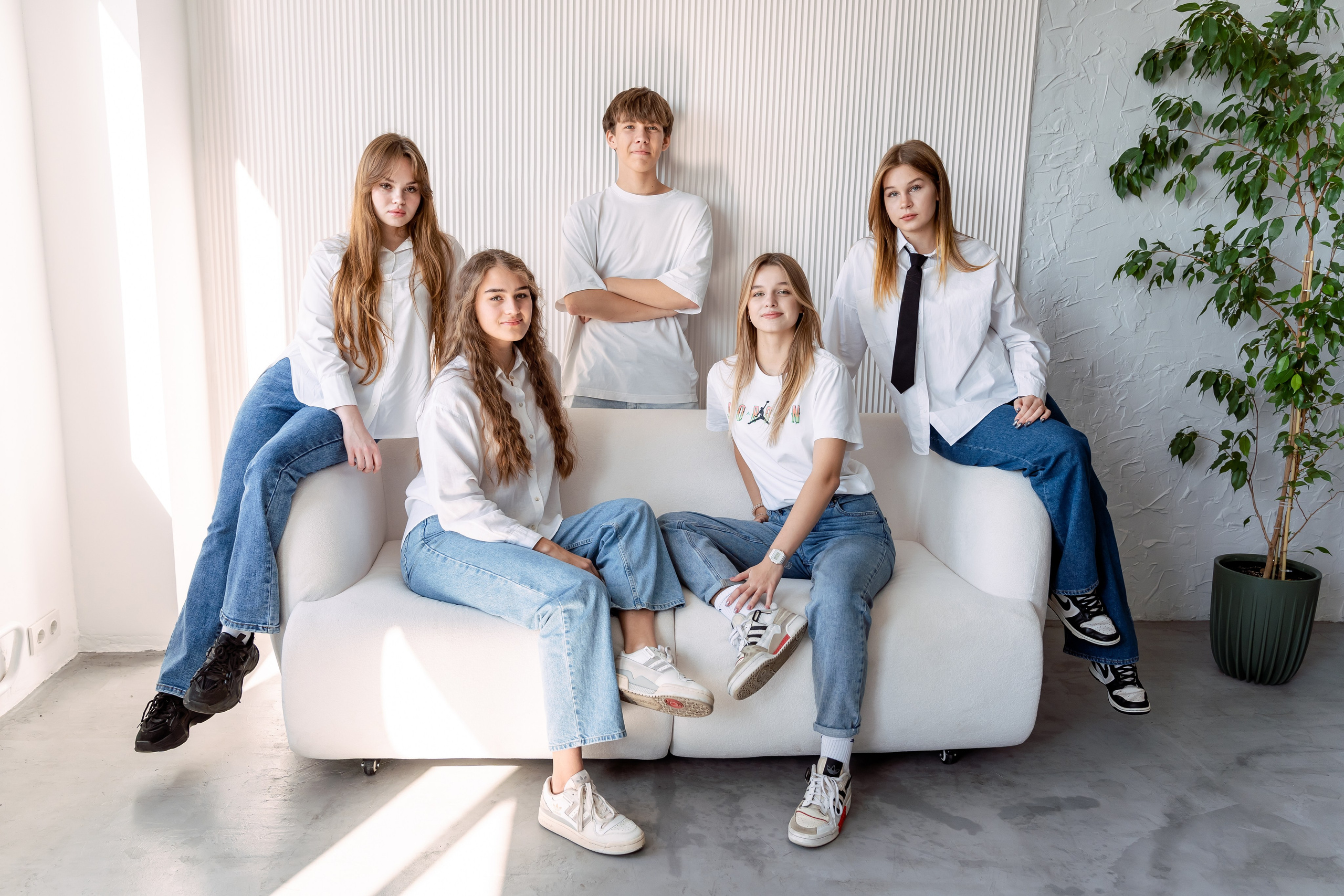 Фотокомпания «Алые паруса» выпускные альбомы Москва и МО