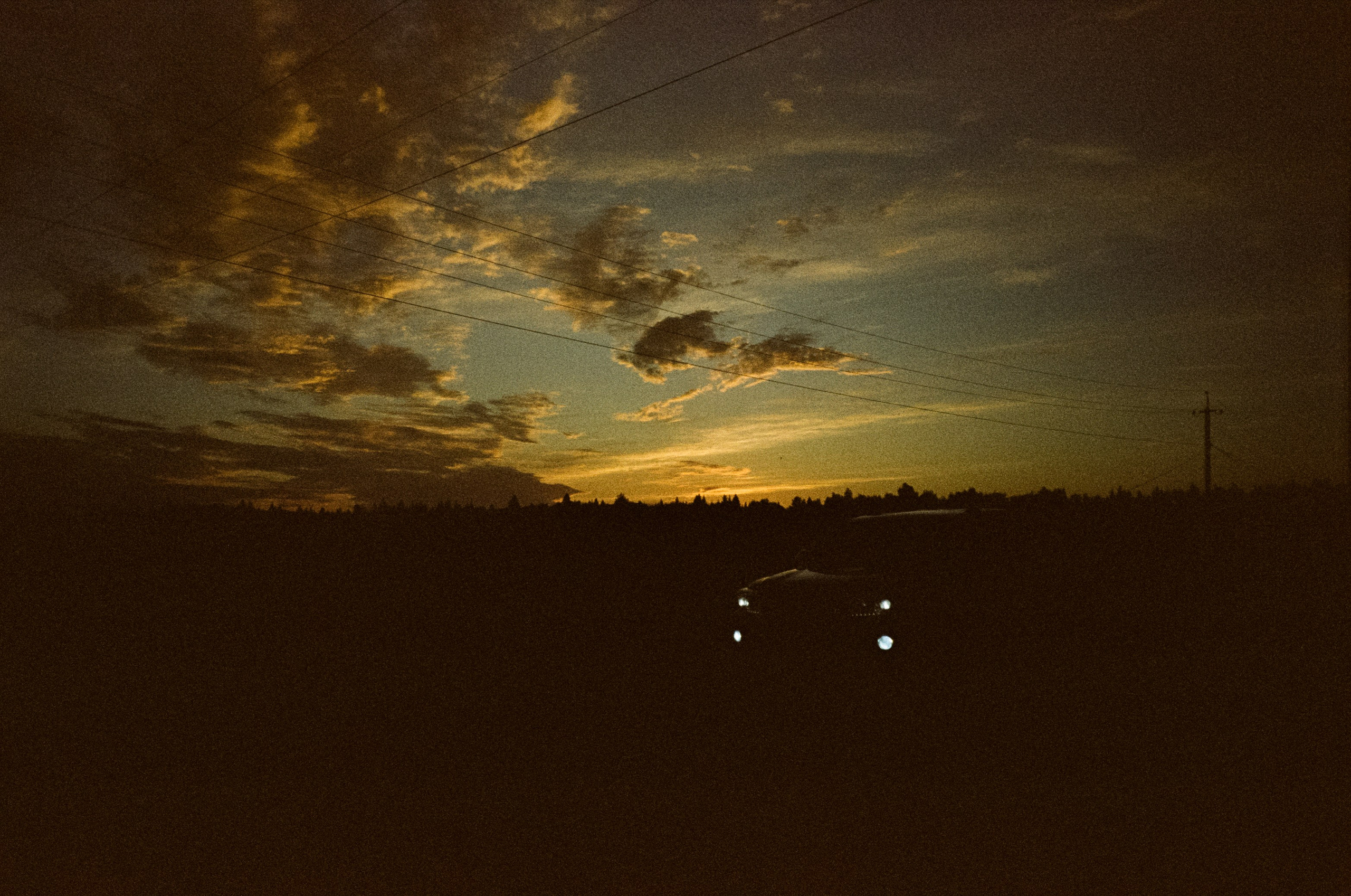 Ricoh MF-1 / Fujifilm X-tra 400 (просрочка) / Закат в Котово