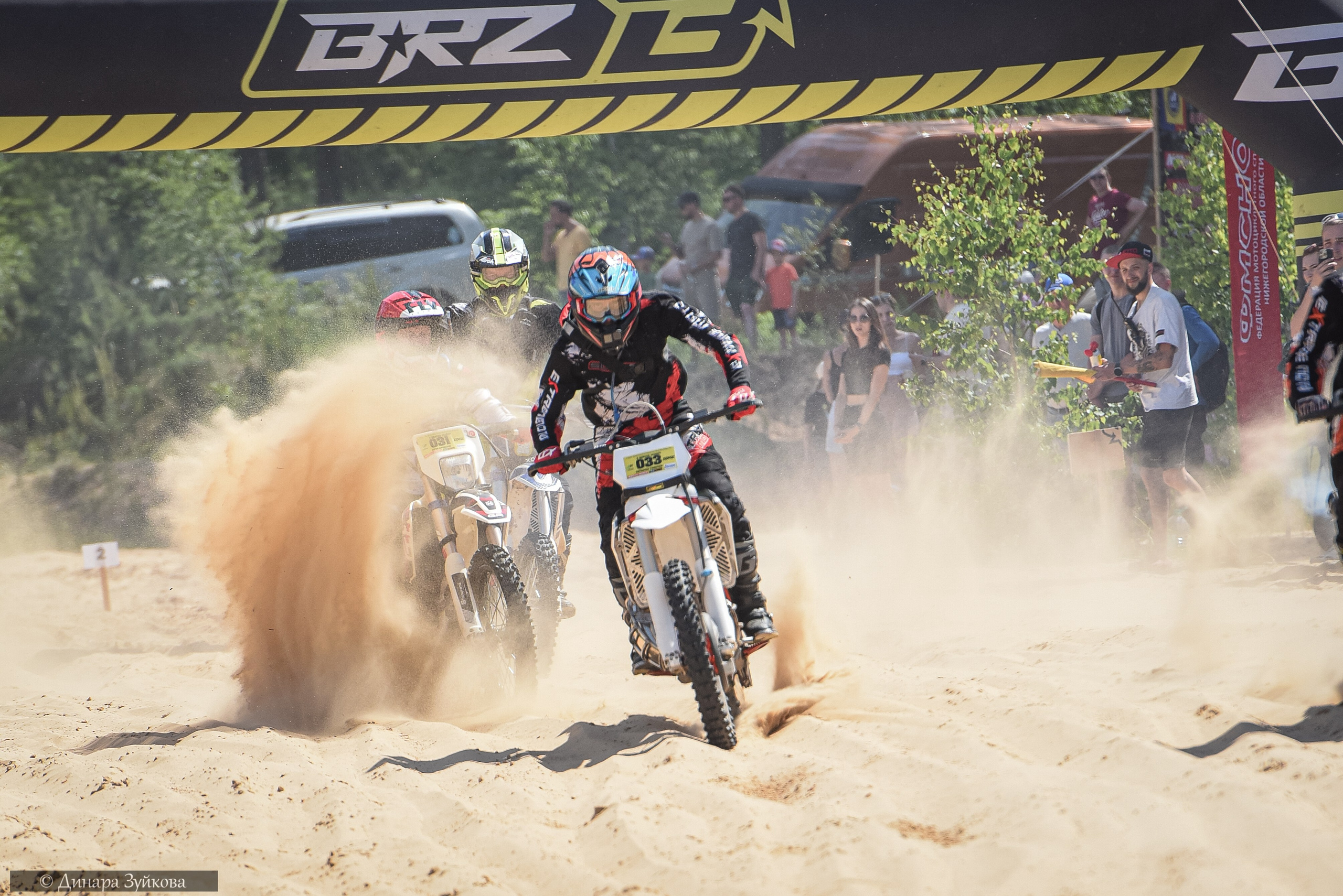 В поиске зацепа. Мотофотограф в Нижнем Новгороде Динара Зуйкова