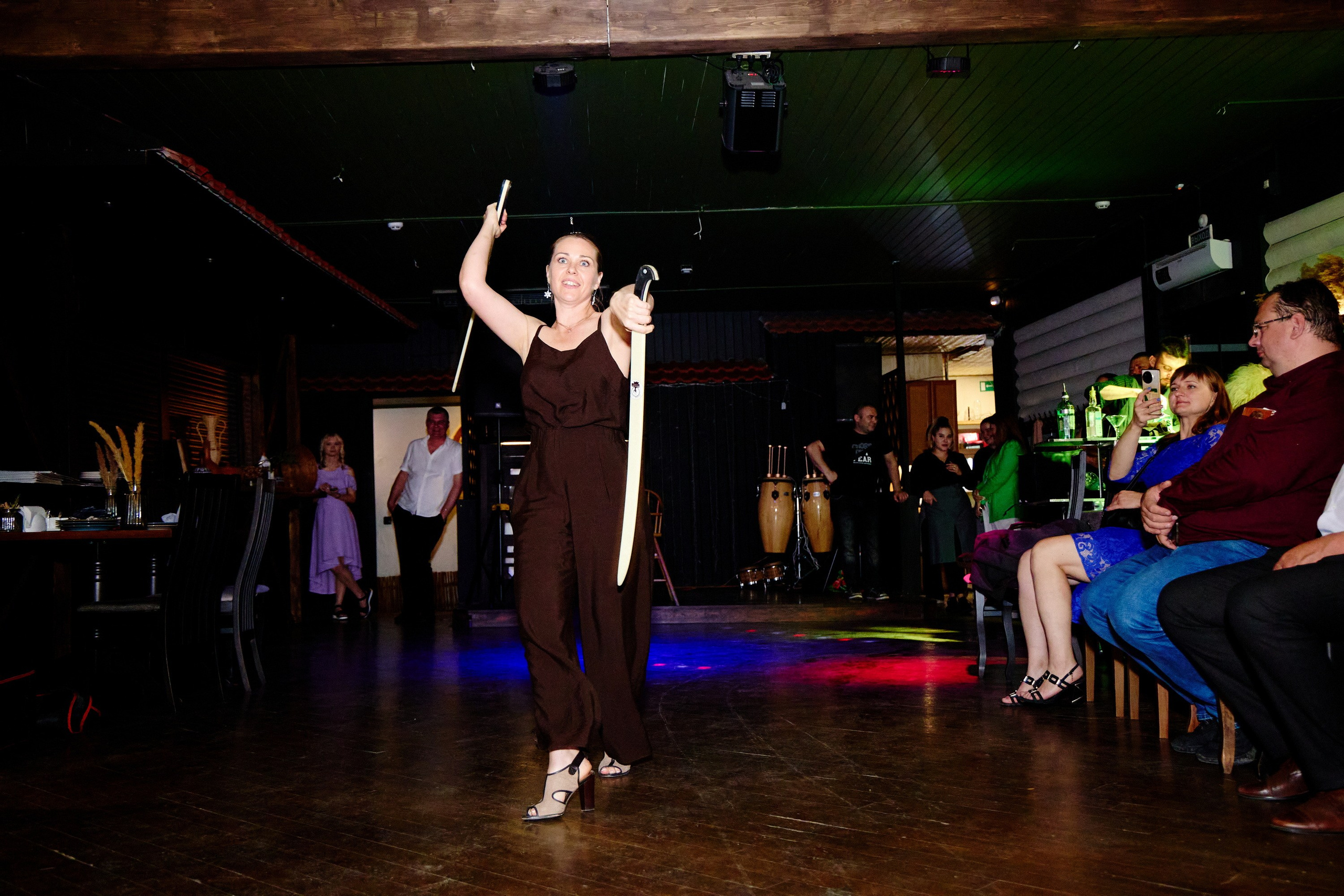 Выпускной 35 Сош. Фотограф Выпускные альбомы Таганрог Сергей Коробченко