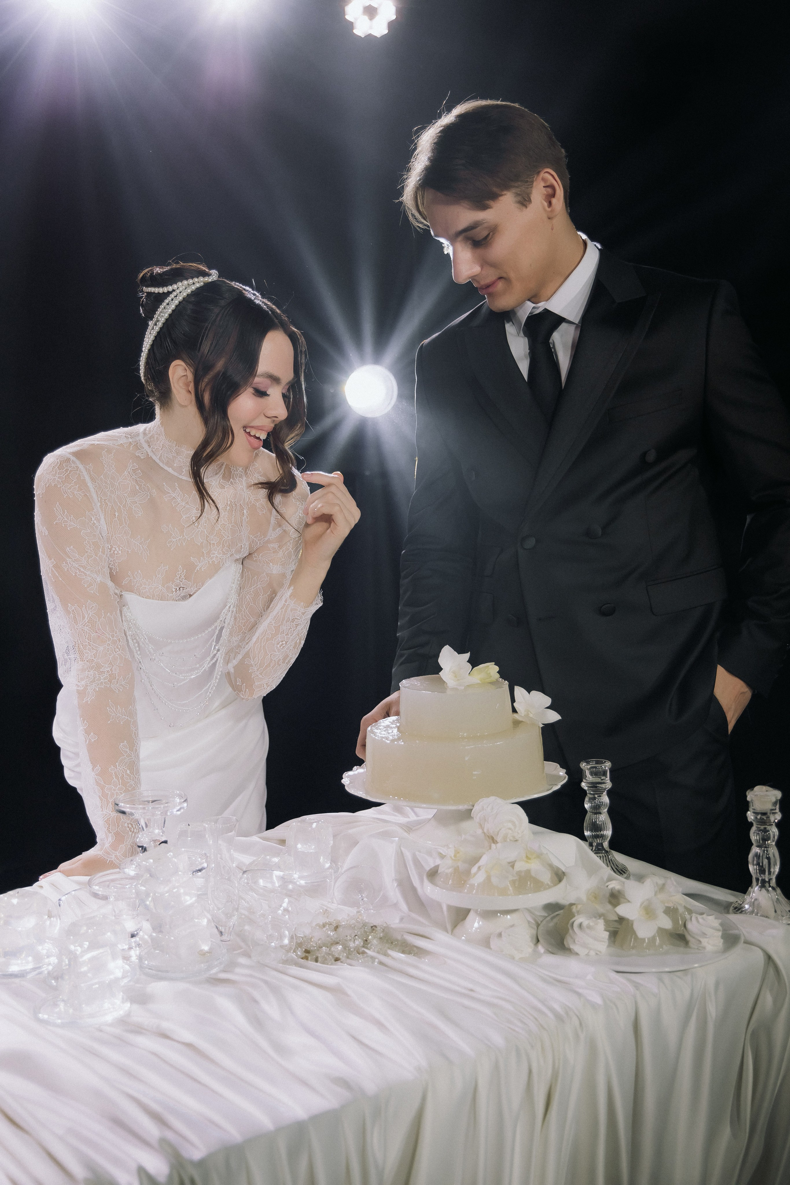 Мария & Александр. Любовь со светом. Свадебная фотография. Арина Рубах