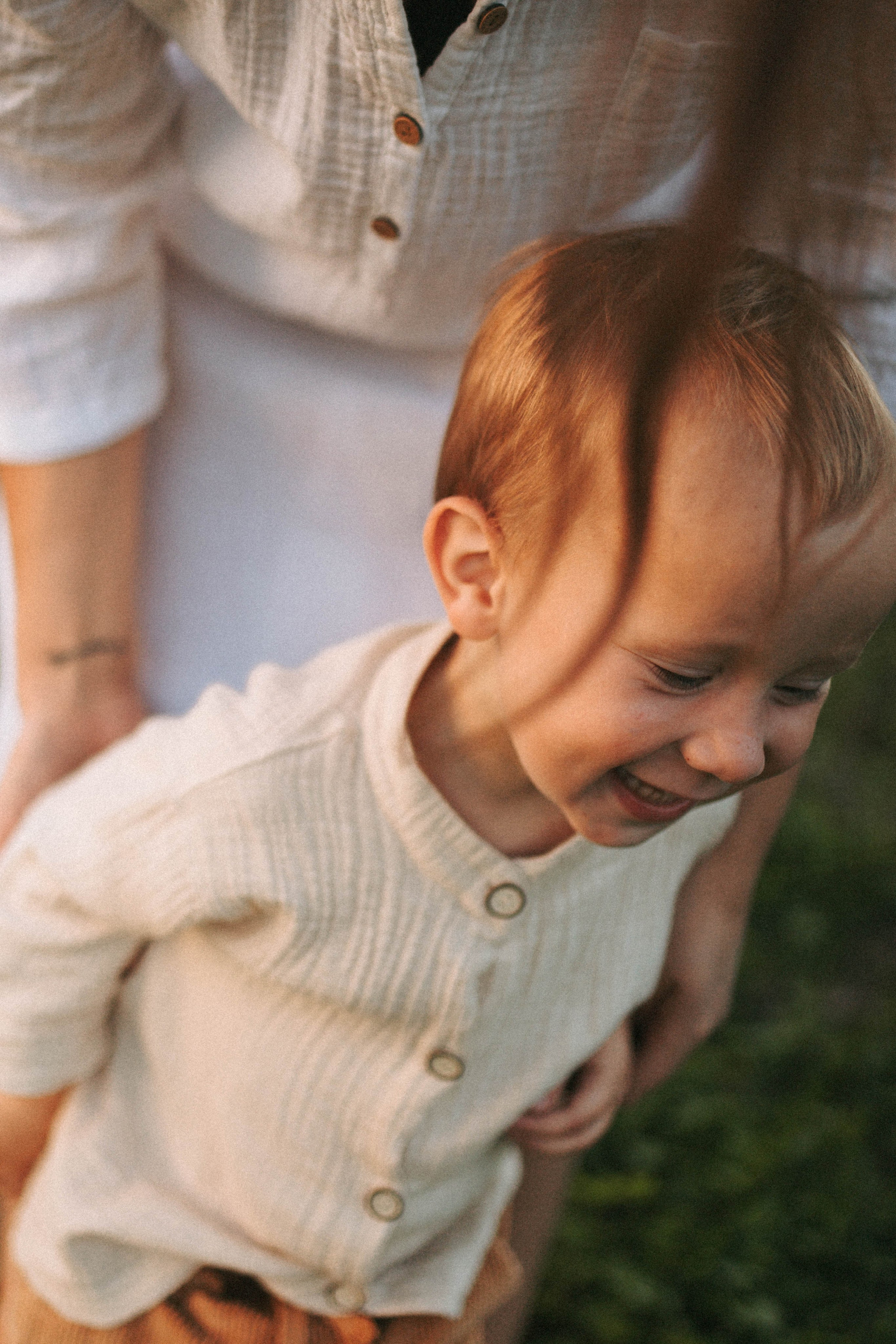 Во дворе своего дома. Свадебный и семейный фотограф в Нижнем Новгороде
