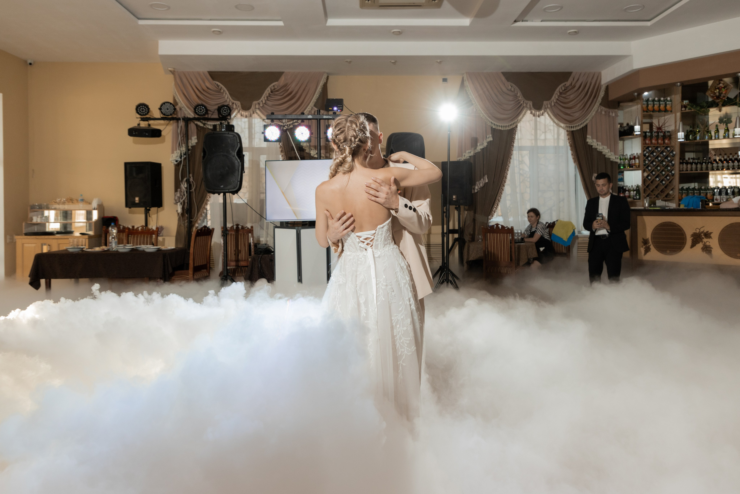 Роман и Александра (банкет). Свадебный фотограф Ангелина Сунгатулина | Саратов | Балаково | Вольск