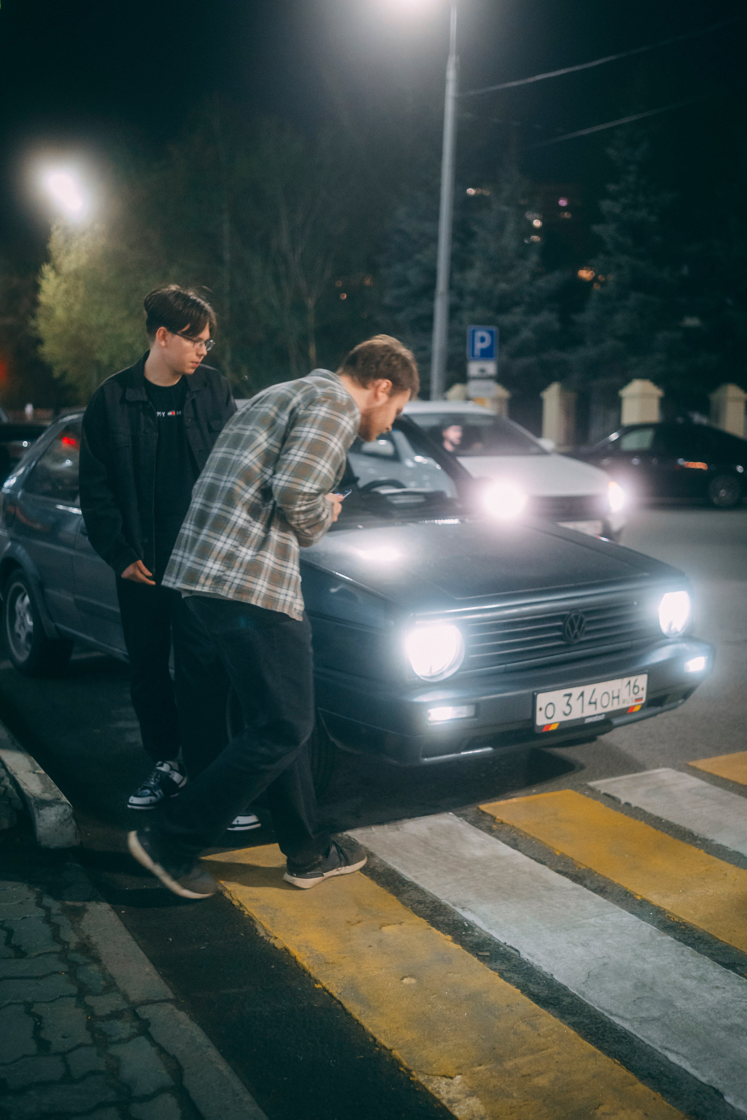 Cars & Coffee Season Opening 2025. Felixtones