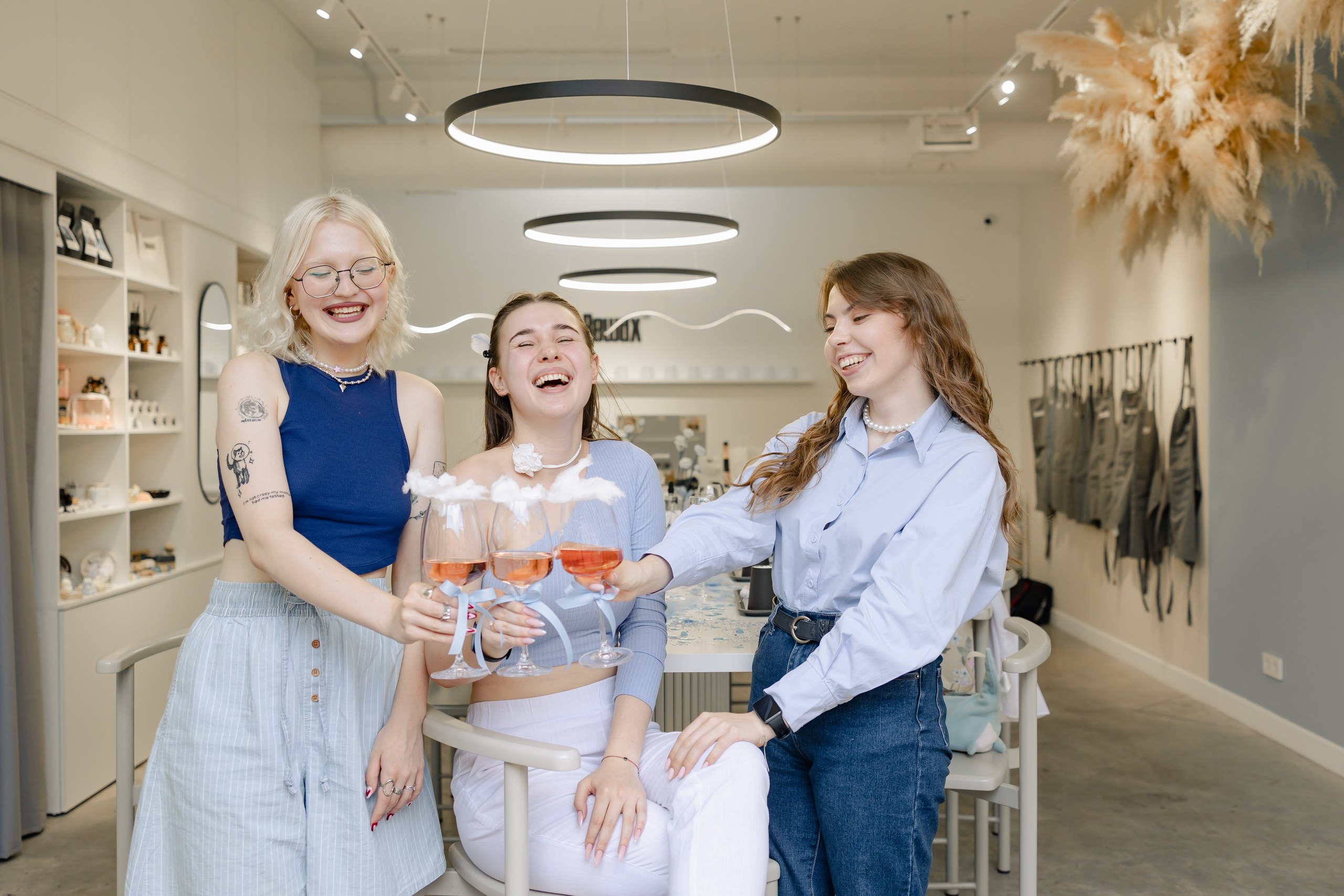 Rewax 29.07.24. Репортажный и портретный фотограф в Санктпетербурге. Видиосъемка мероприятий в Санкт-Петербурге