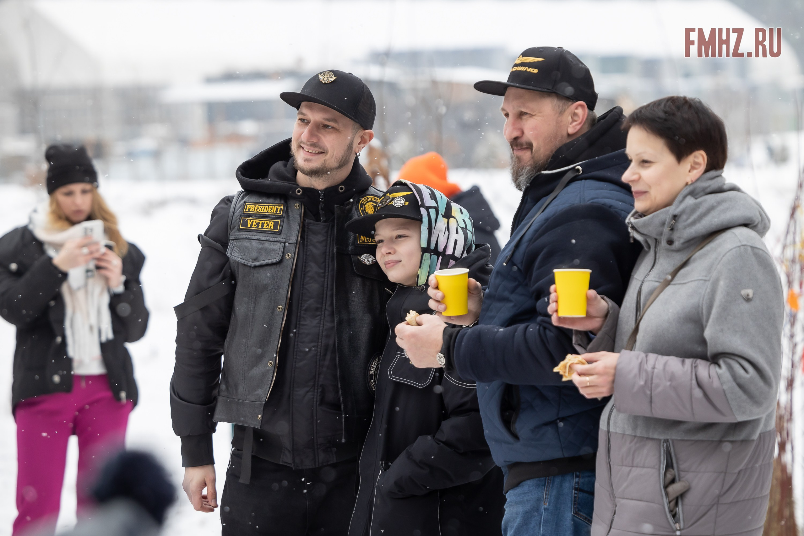 Масленица на аллее памяти «Вечный сезон» 02.03.2025. Фотограф Владимир Охрименко