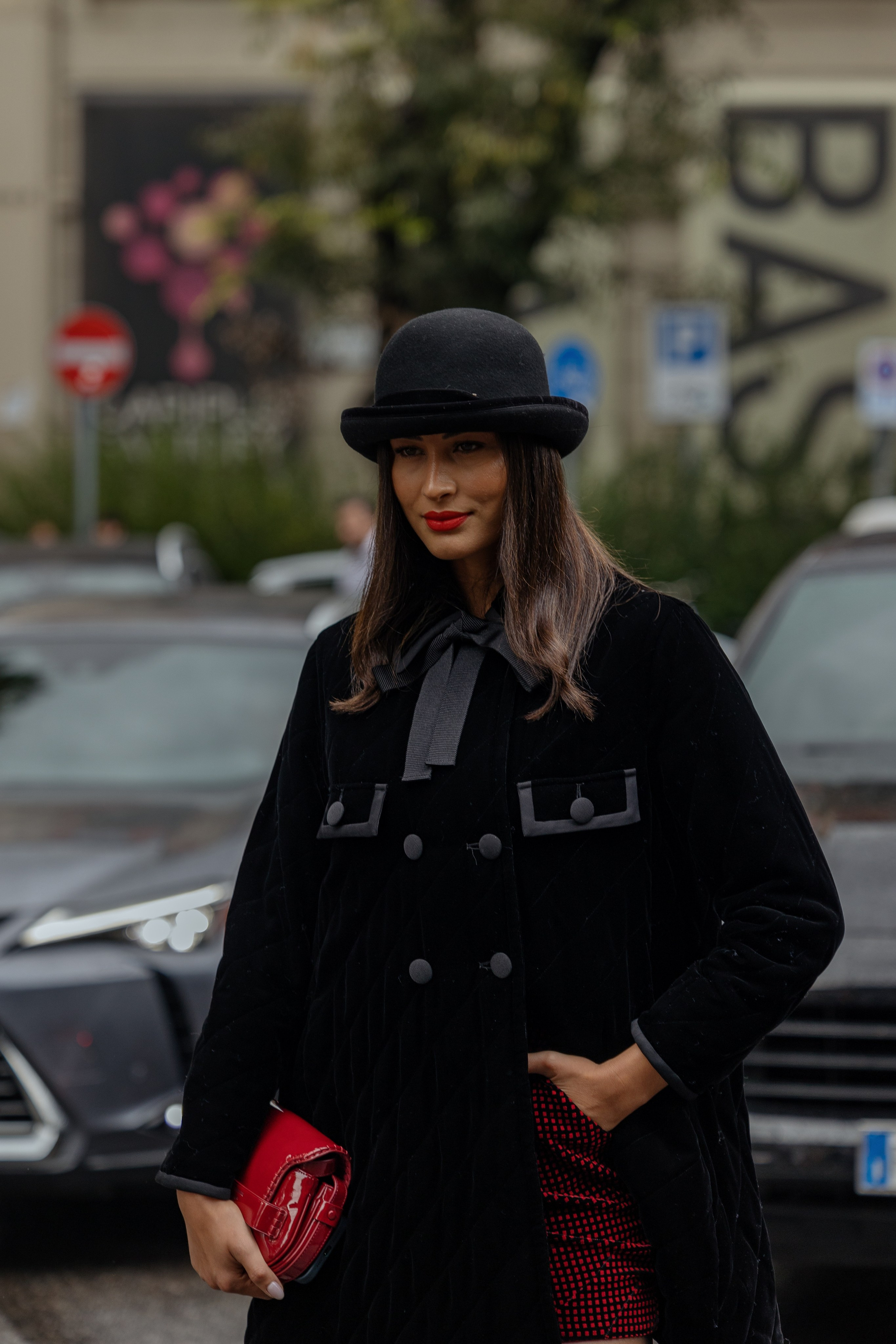 MFW SPRING/SUMMER 2024 EMPORIO ARMANI. Photographer in Milan Ivan Goncharov