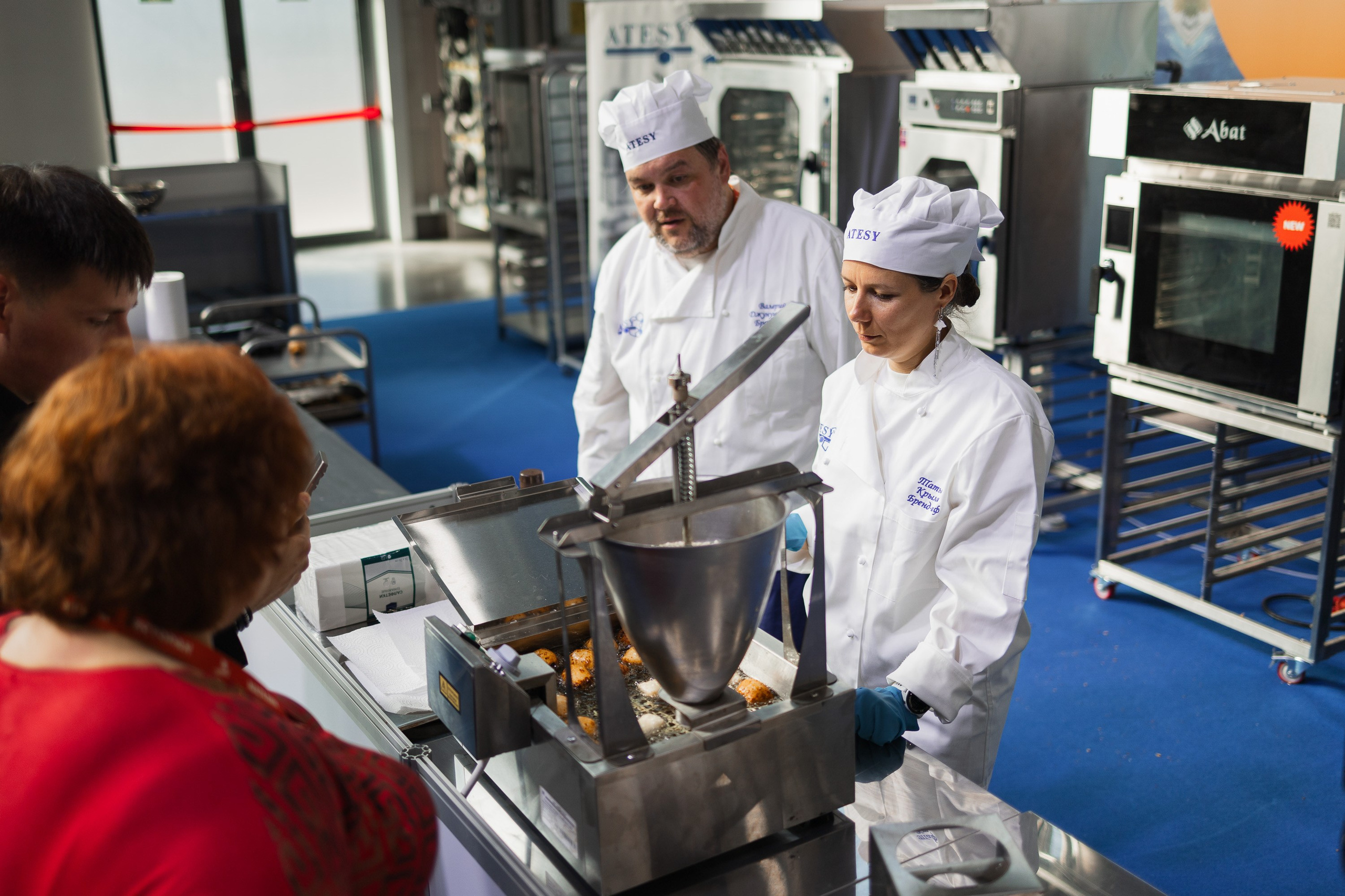 МиР — Казань Экспо. Портретный и репортажный фотограф в Казани Максим Сипачев