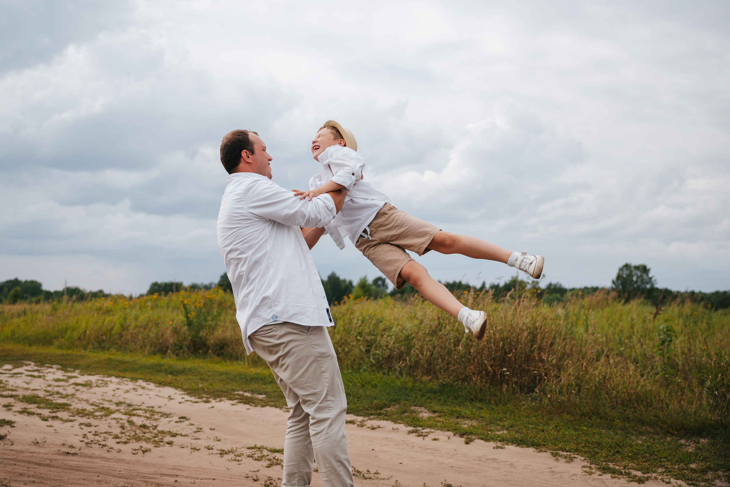 Серёжа, Алёна и Миша. Семейный lifestyle фотограф в Санкт-Петербурге Людмила Пахомова
