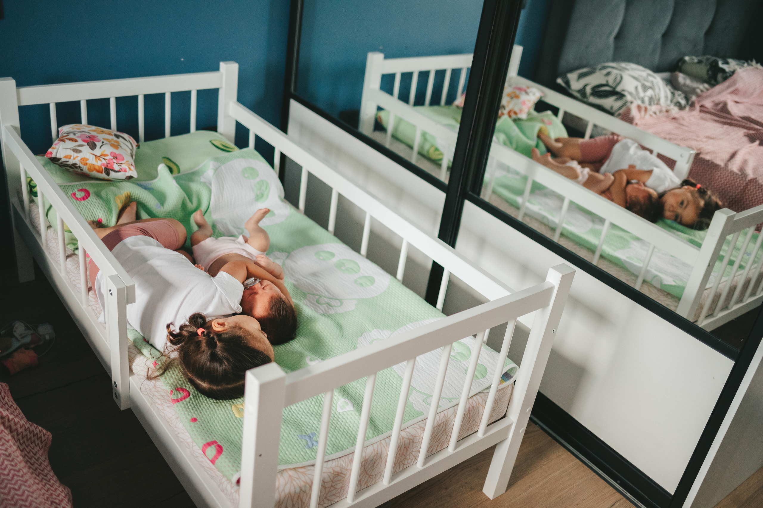 Максим, Алия, Карина и Кира. Семейный lifestyle фотограф в Санкт-Петербурге Людмила Пахомова