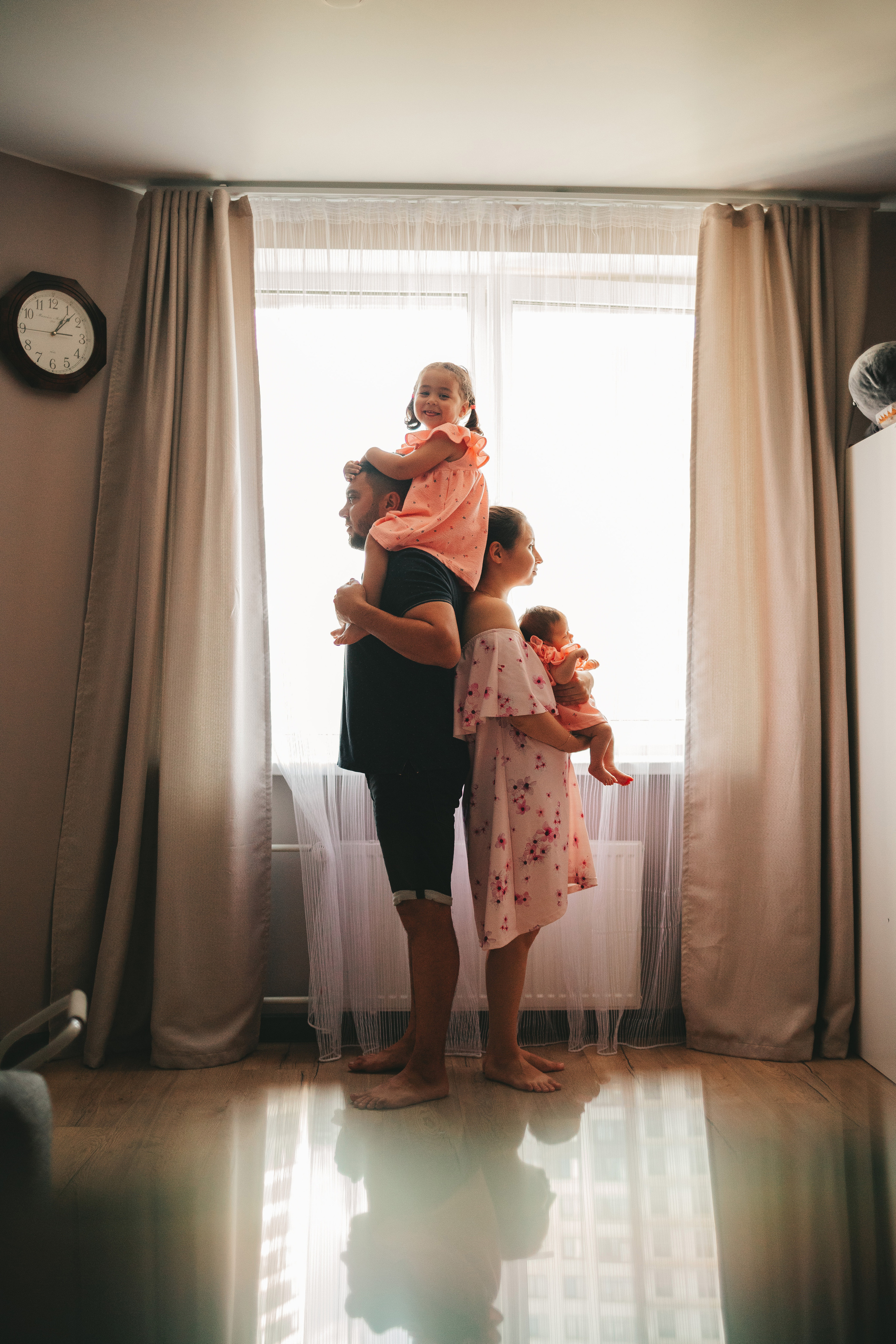 Максим, Алия, Карина и Кира. Семейный lifestyle фотограф в Санкт-Петербурге Людмила Пахомова