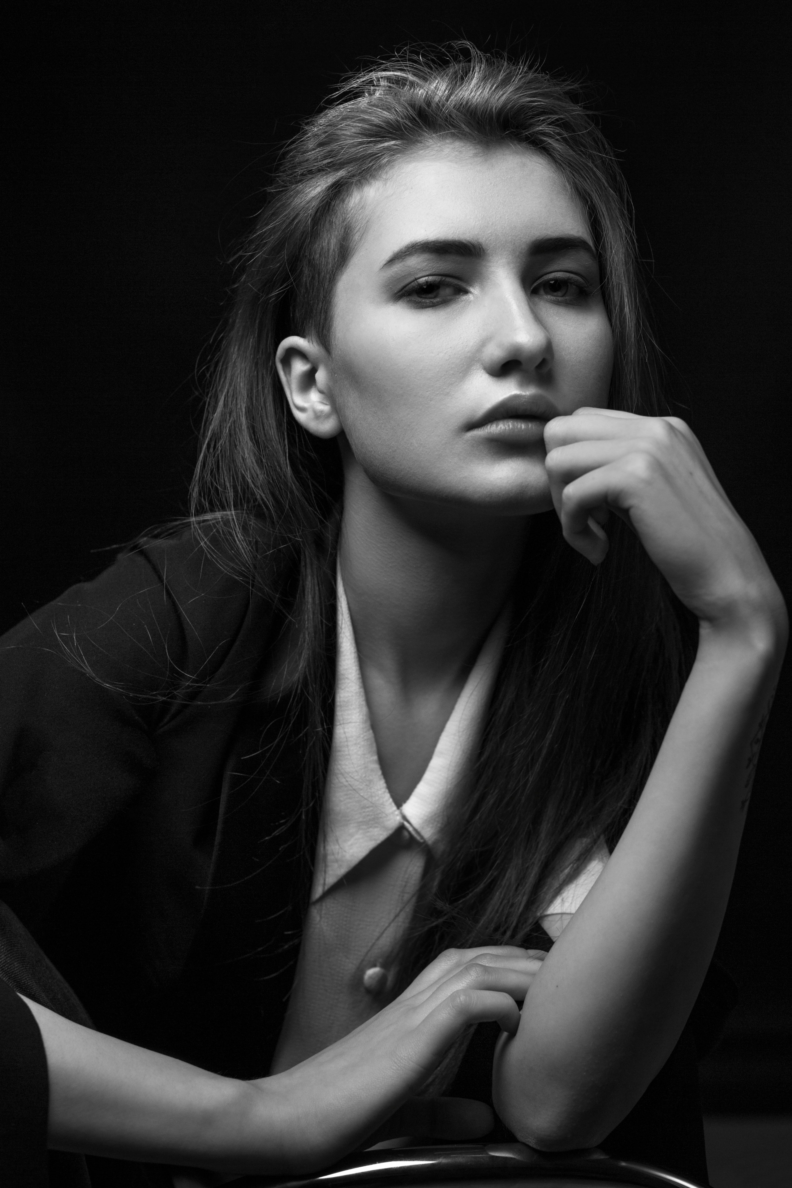 Черно-белый портрет. Фотостудия «Gelios». Фотосессии в Калининграде