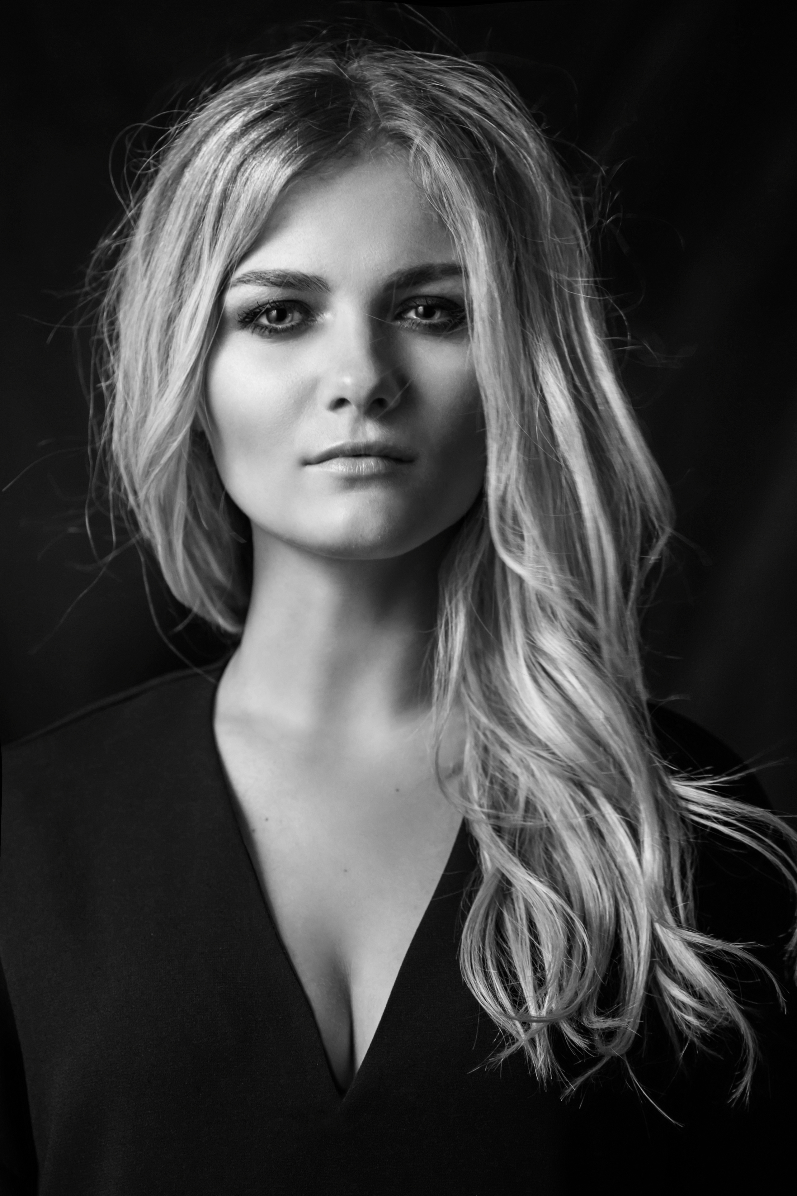 Черно-белый портрет. Фотостудия «Gelios». Фотосессии в Калининграде