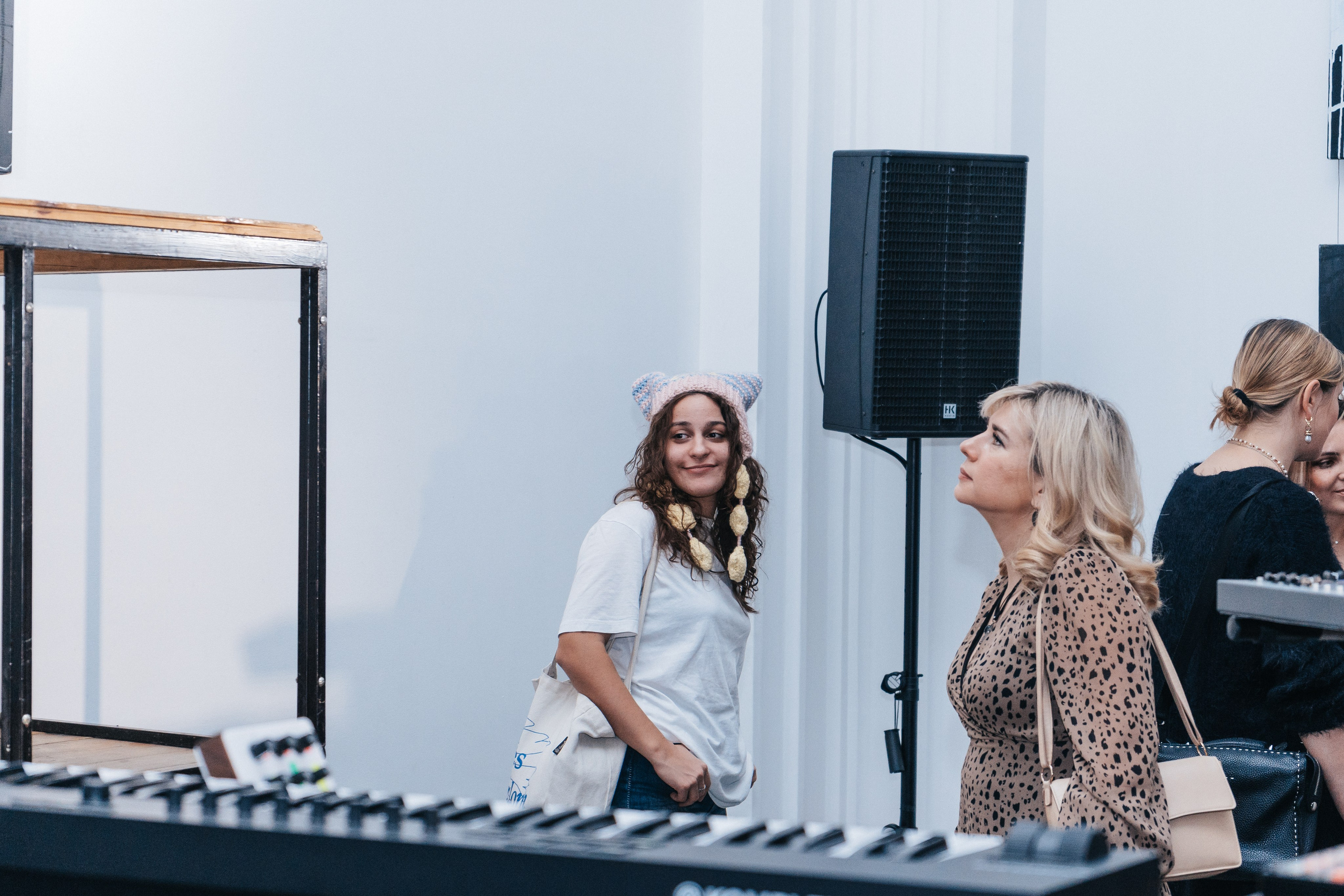 Выставка Юрия Литарова. Всё рождается. Всё продолжается. Портретный фотограф Нижний Новгород