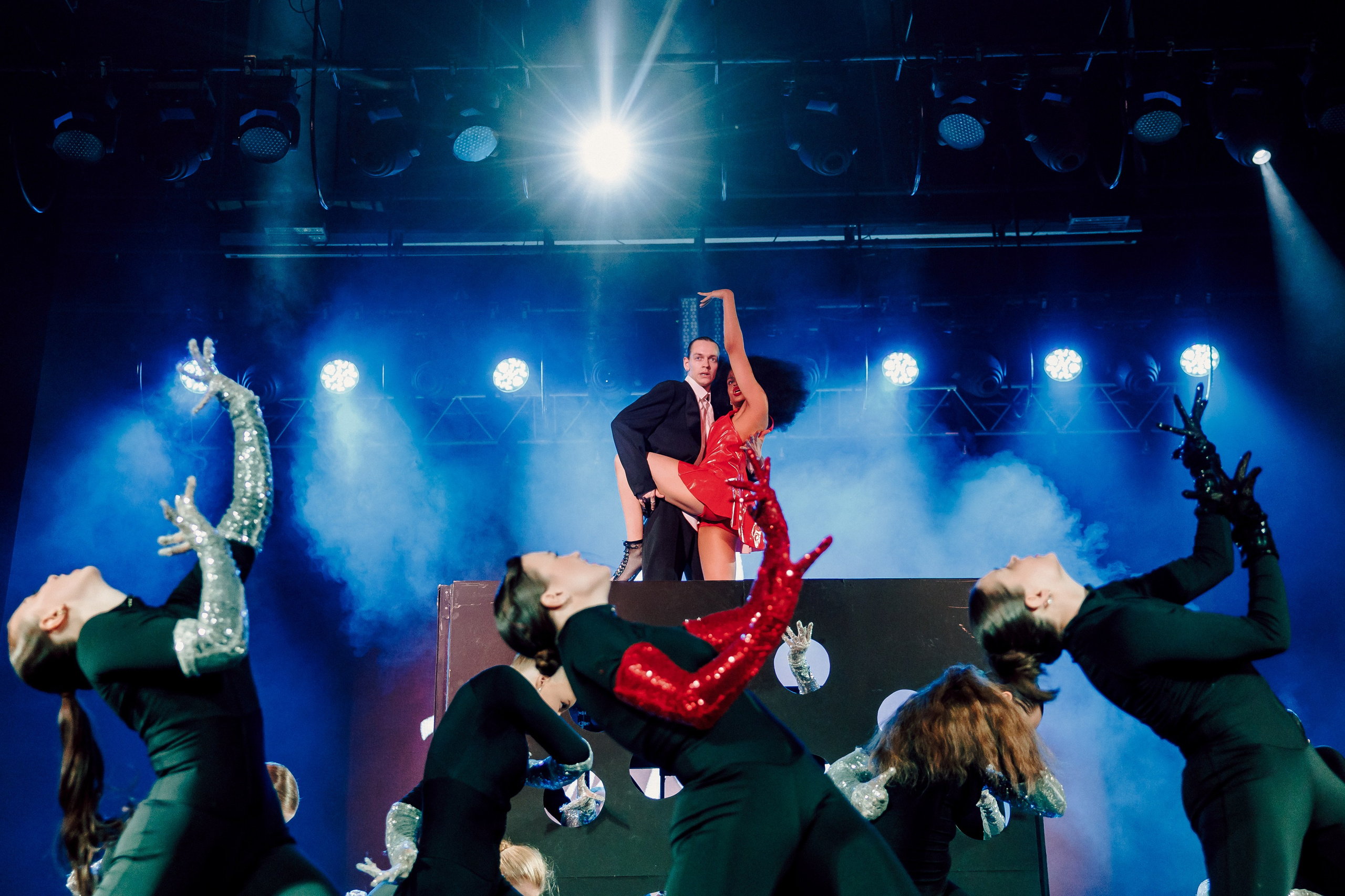 Отчётный концерт танцевальной школы «Red Rabbits» 2025. Лёшка Варзегов — фотограф