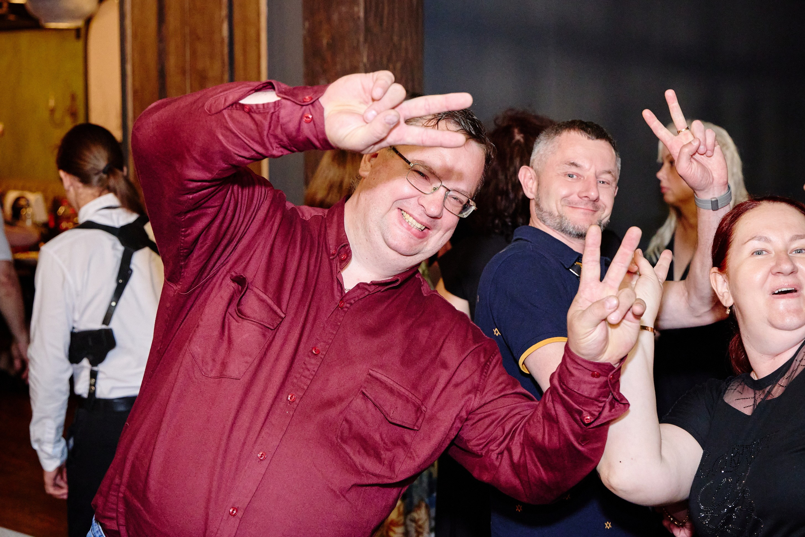 Выпускной 35 Сош. Фотограф Выпускные альбомы Таганрог Сергей Коробченко