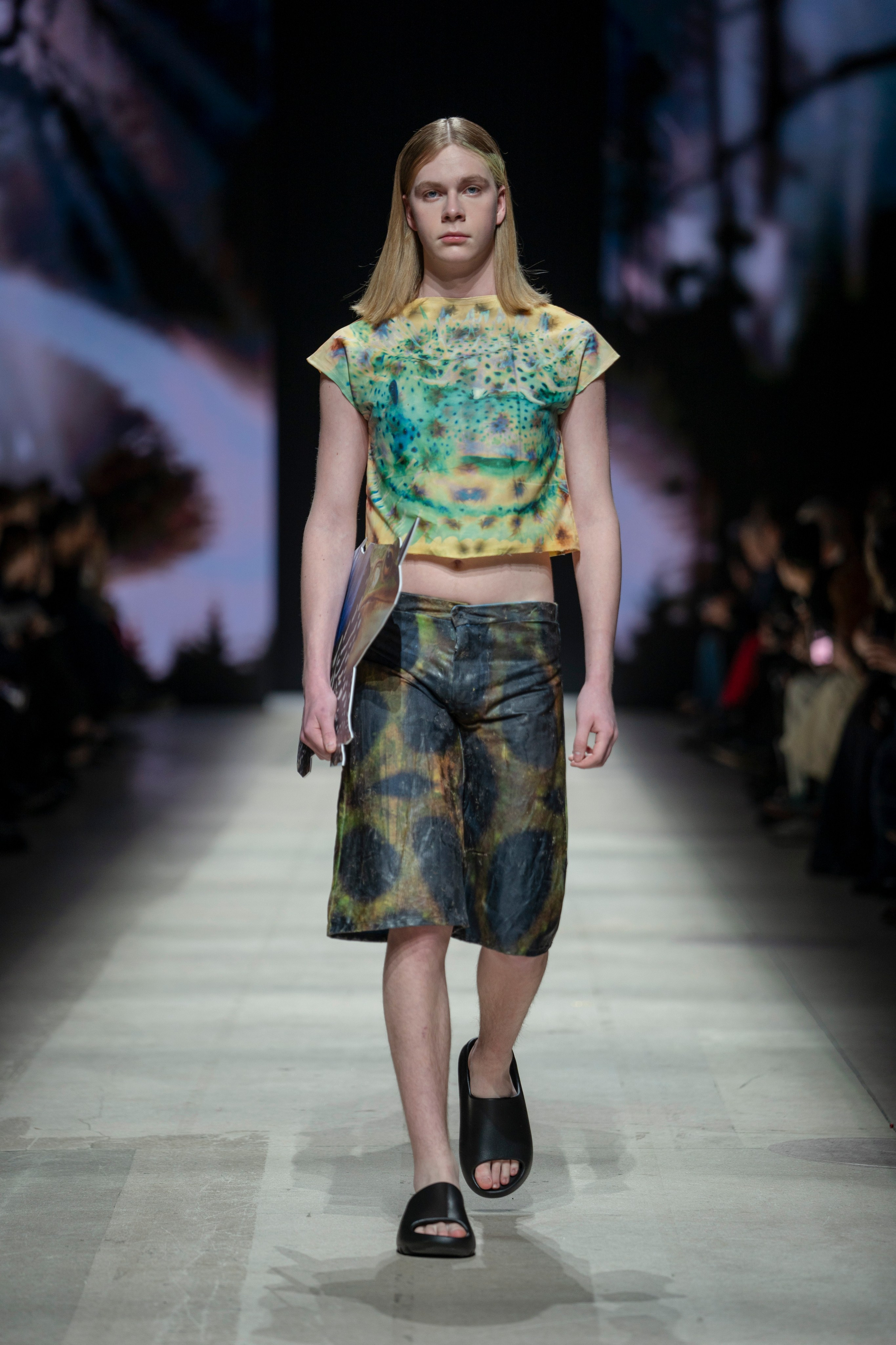 Показ Школы дизайна НИУ ВШЭ на Московской неделе моды. Фотограф в Москве Савкина Евгения