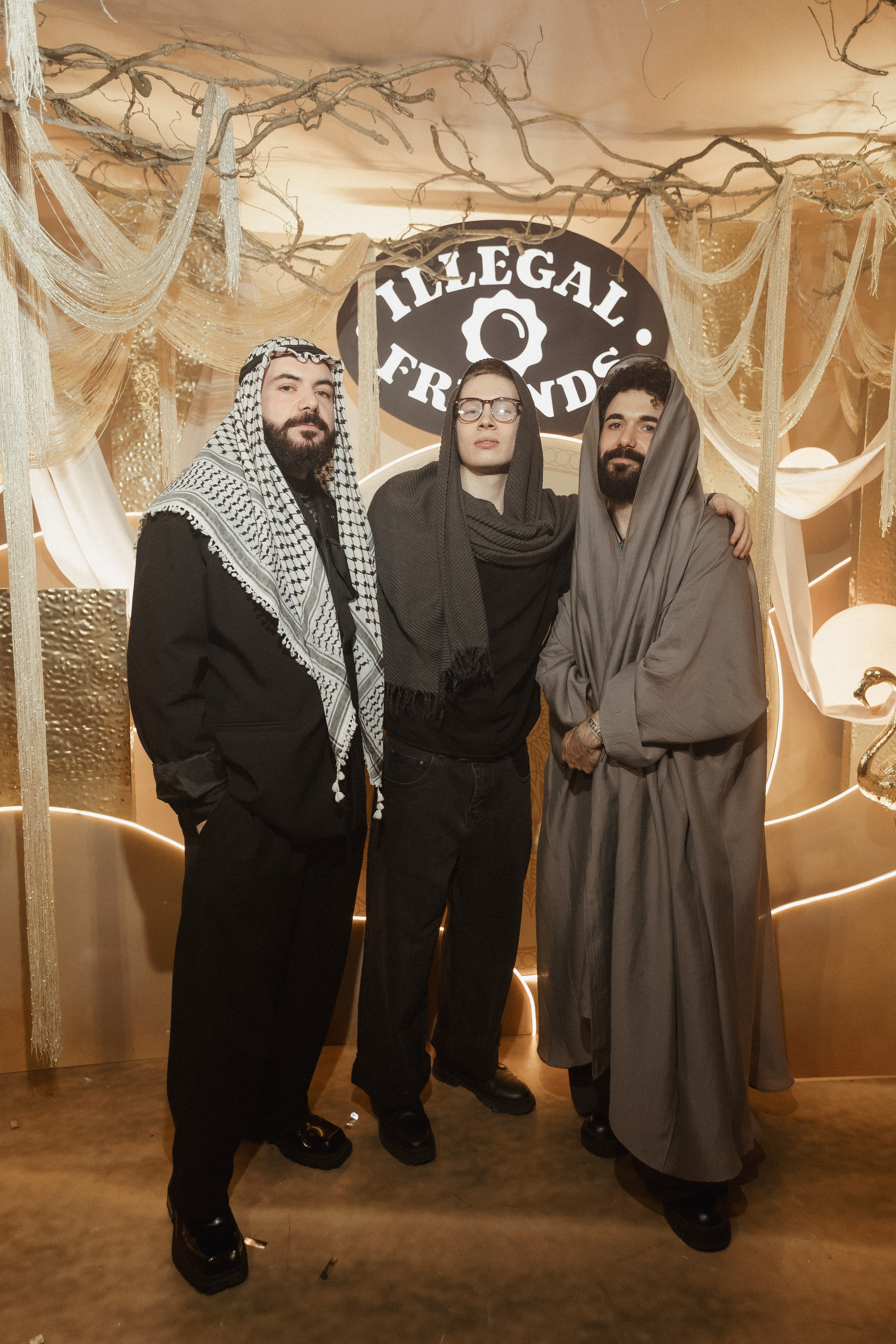 ILLEGAL FRIENDS — MIRAGE [PART II]. СВОИ. ФОТООТЧЕТЫ-СОБЫТИЯ-МЕСТА