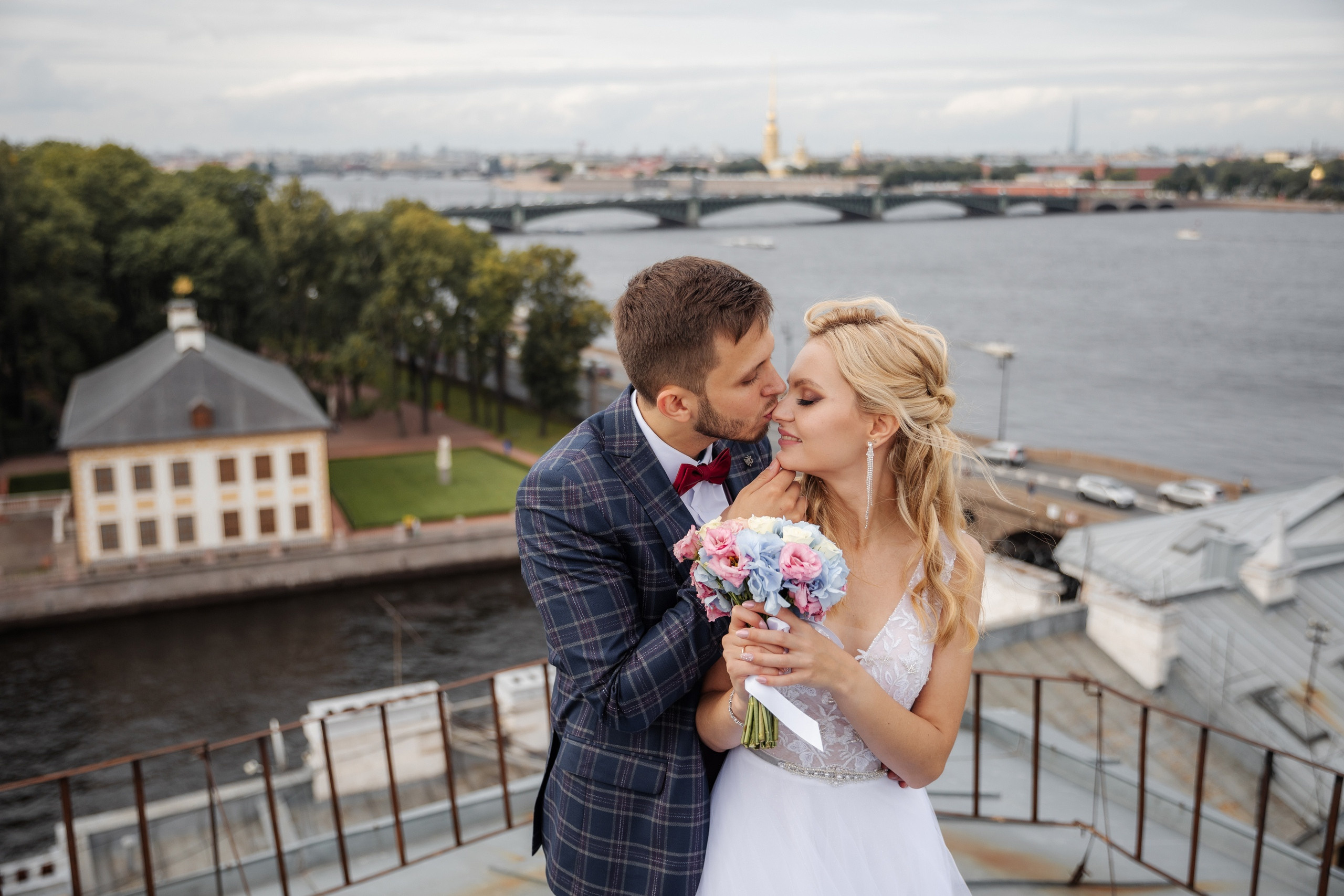 Свадебный день Ксюши и Лёши. Свадебный и семейный фотограф в Санкт-Петербурге Нечаев Михаил