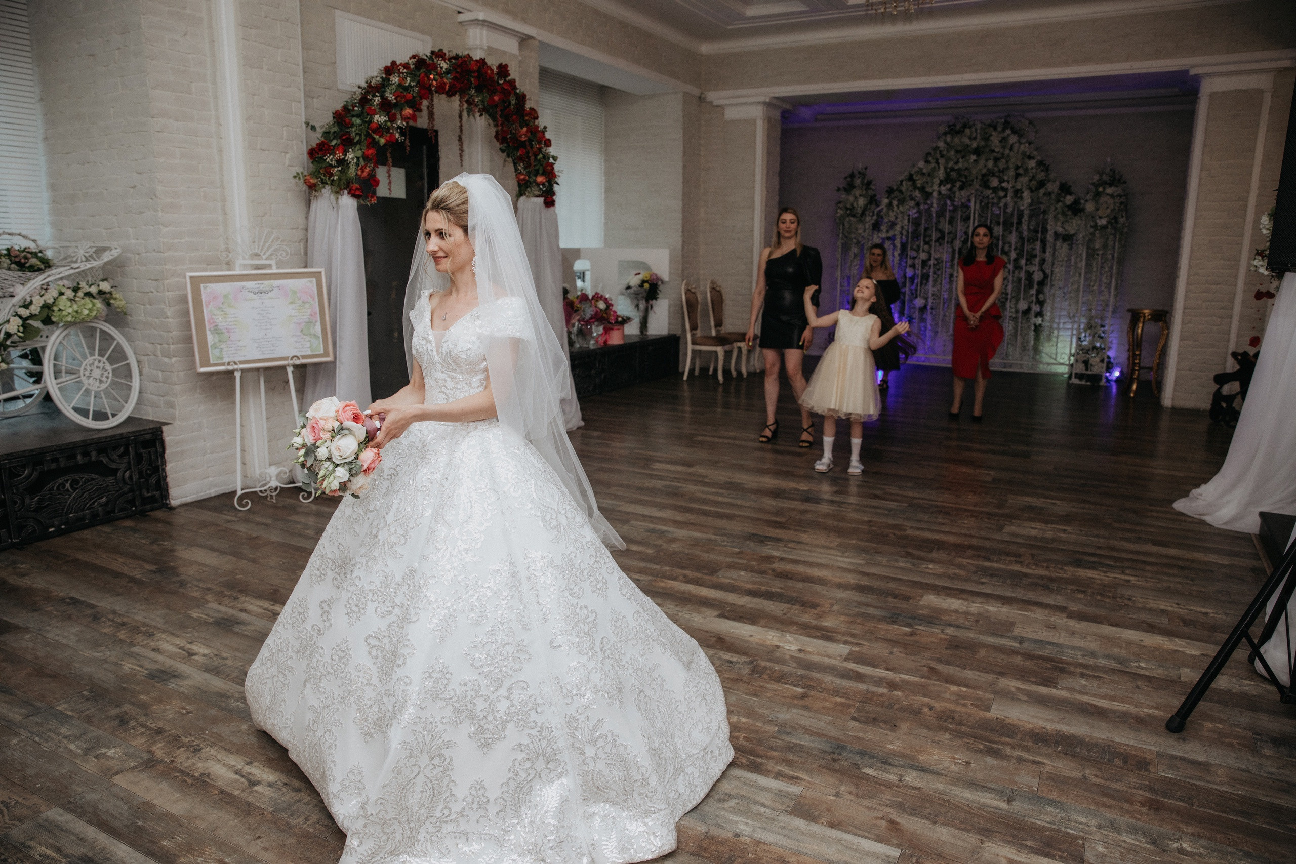 Свадебный день Слва и Аня. Свадебный и семейный фотограф в Санкт-Петербурге Нечаев Михаил