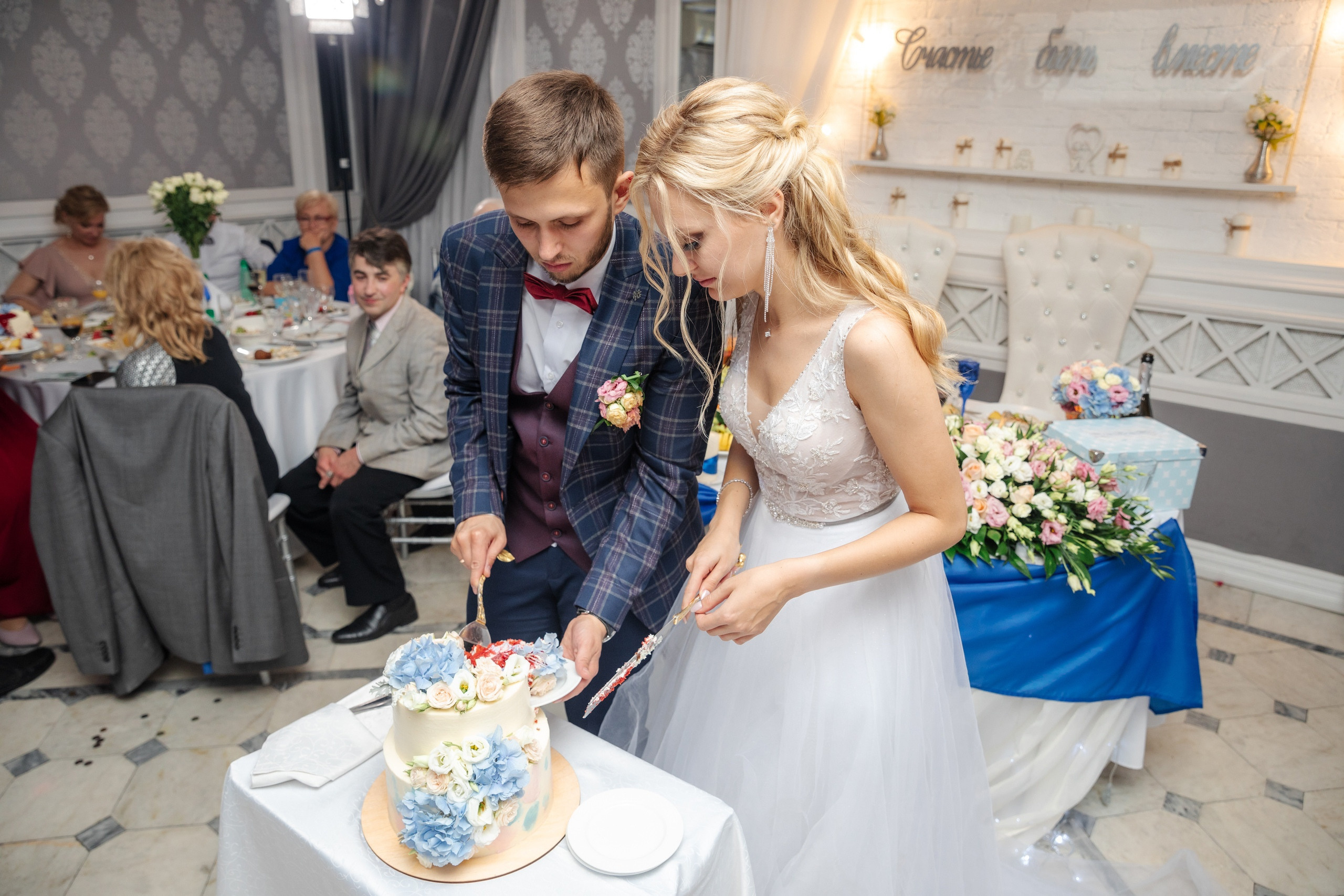 Свадебный день Ксюши и Лёши. Свадебный и семейный фотограф в Санкт-Петербурге Нечаев Михаил