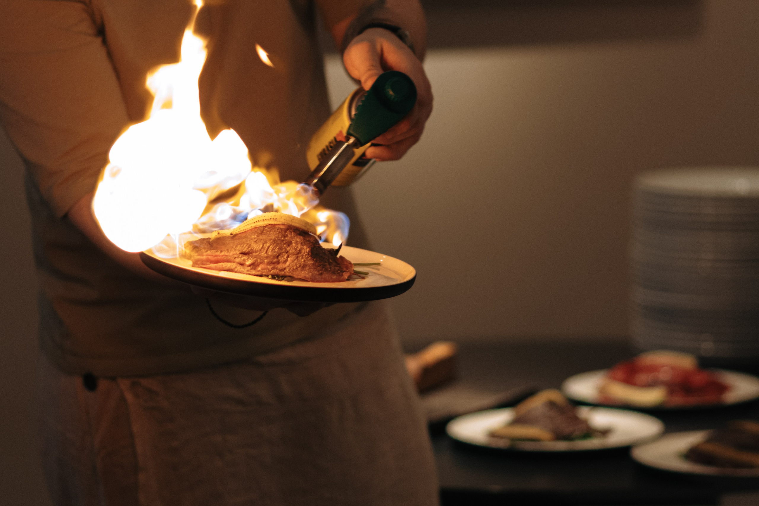 Александра и Костя, Грибоедовский Загс. Свадебный фотограф | Москва