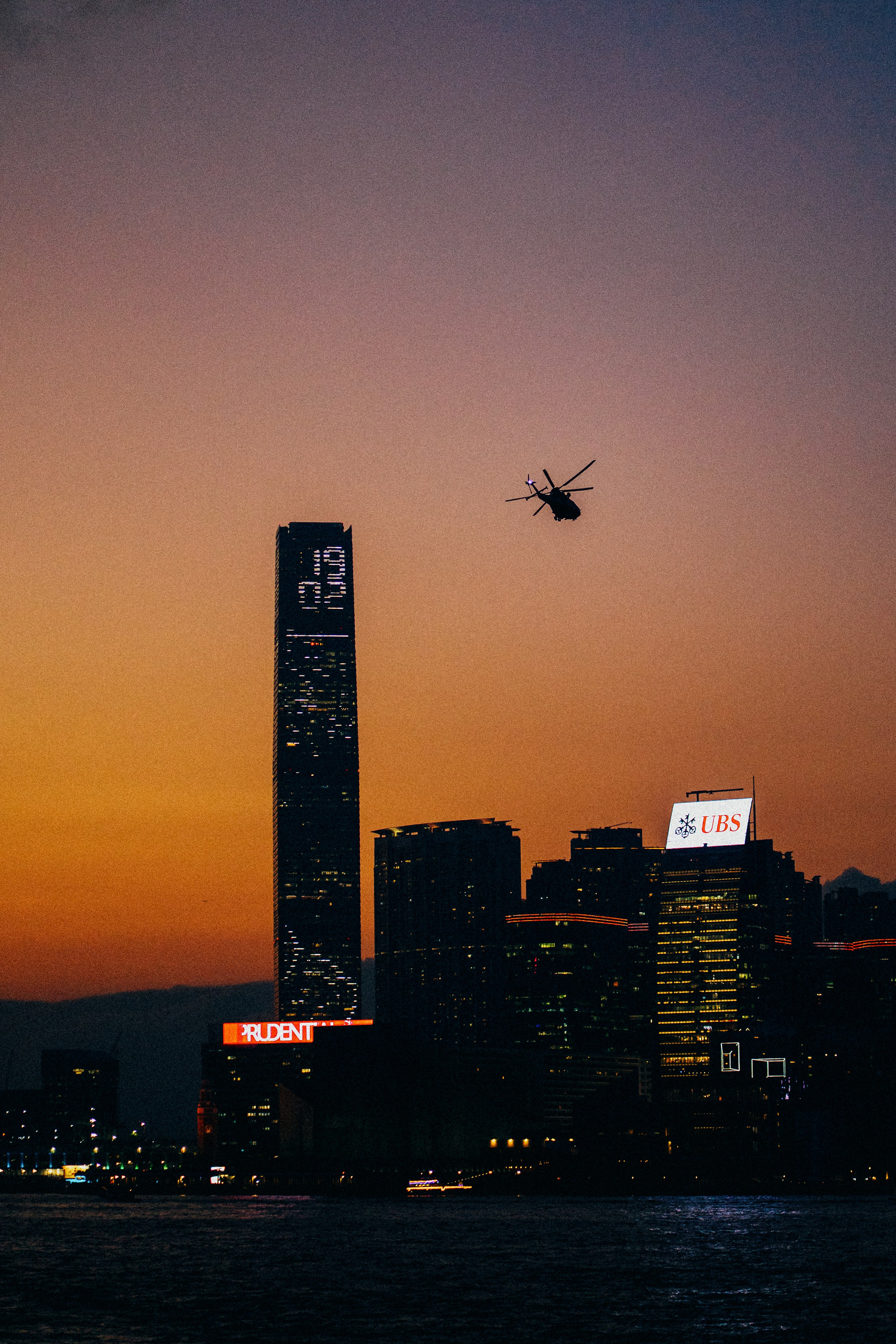 🇭🇰 Гонконг