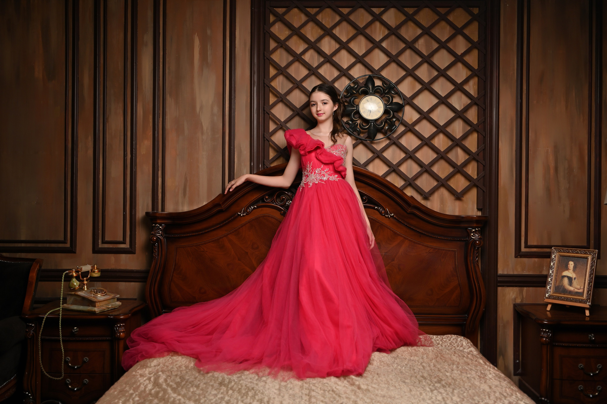 Портреты в студии. Фотограф Максим Мицун. Портрет, свадьба, репортаж, каталог