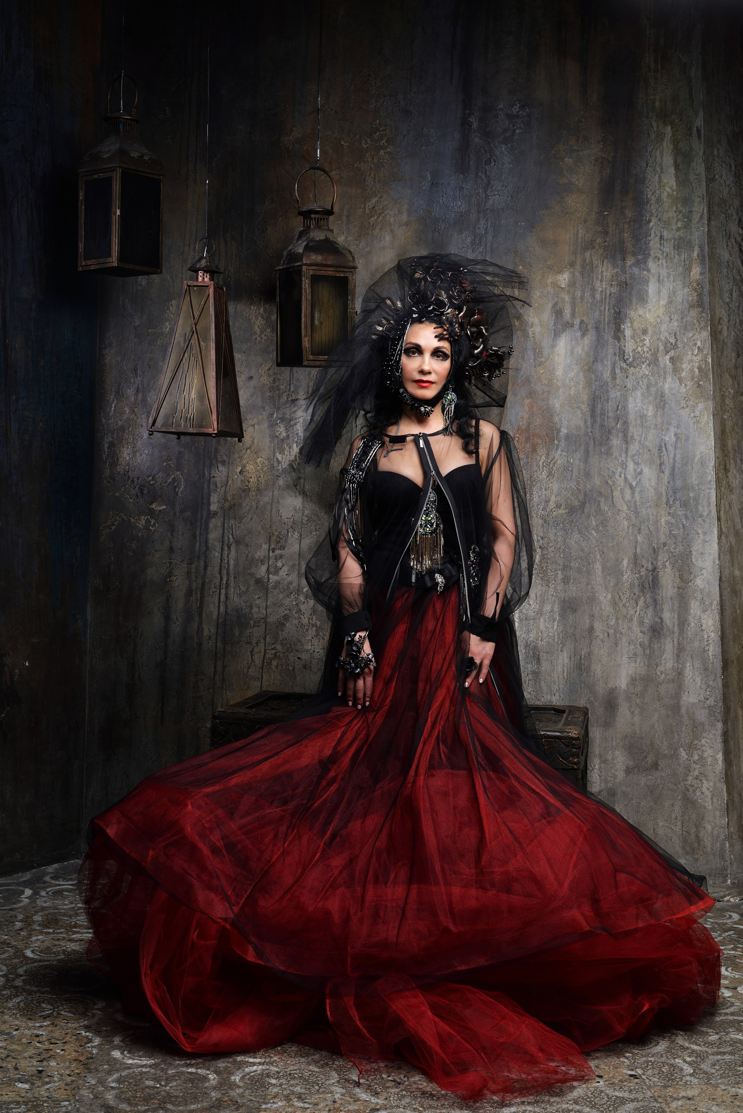 Портреты в студии. Фотограф Максим Мицун. Портрет, свадьба, репортаж, каталог