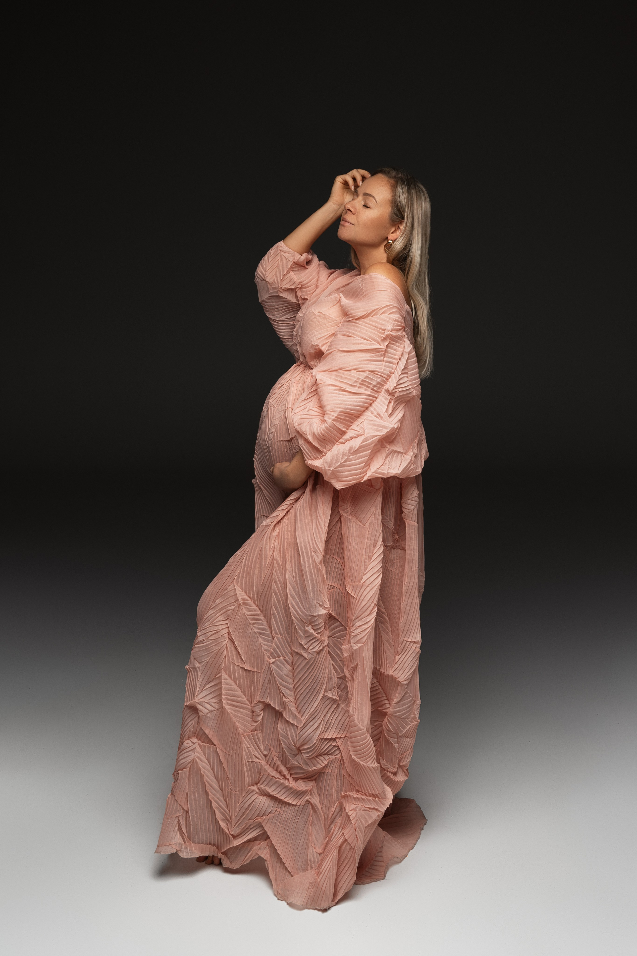 Беременность. Юлия Амели — фотограф беременности и материнства во Владивостоке