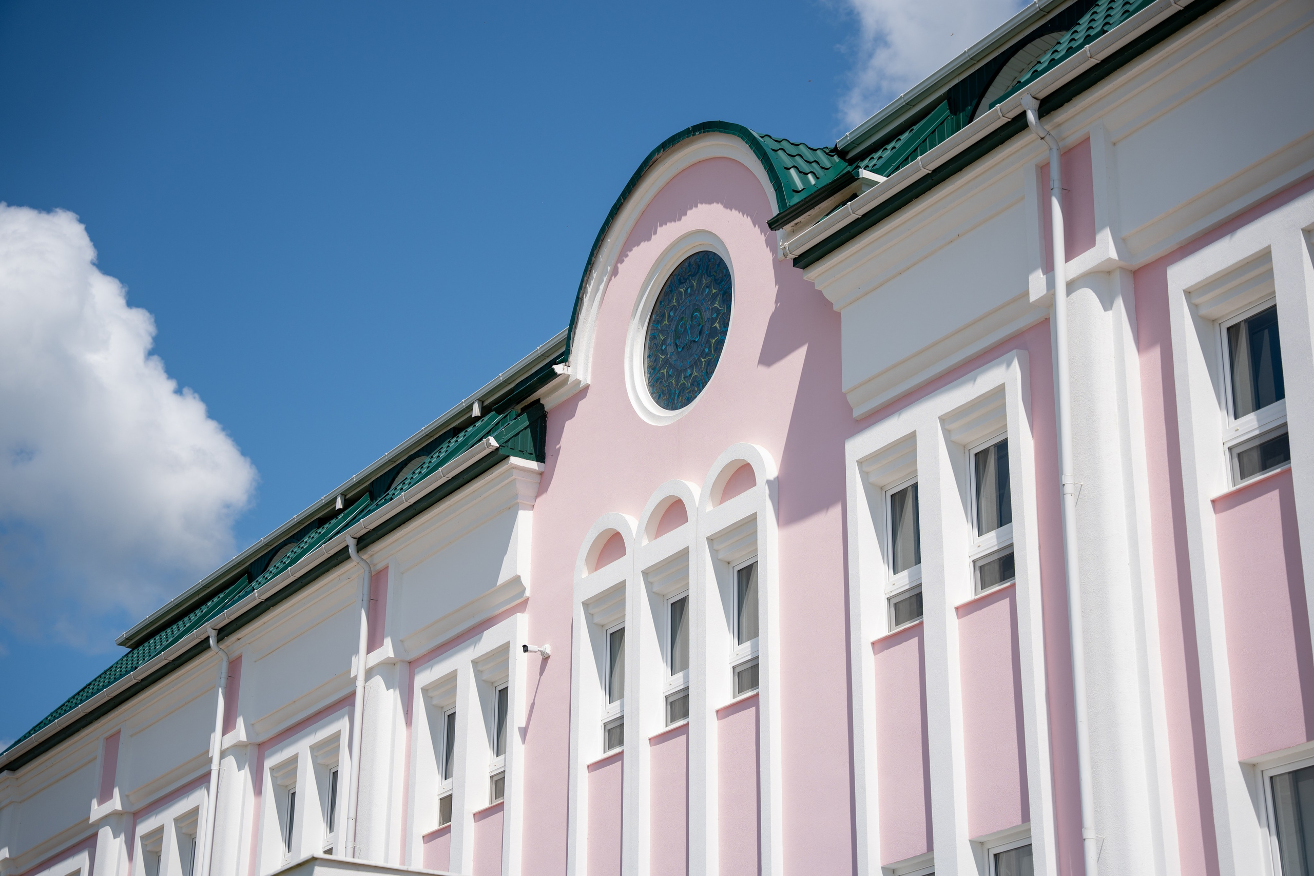 Интерьерная съемка частной клиники им. Х. М. Совмена в Краснодаре Профессиональная фотосъемка интерьеров медицинской клиники Совмена. Шедевры для Вас! Фотограф и Видеограф в Краснодаре Пахиев Руслан