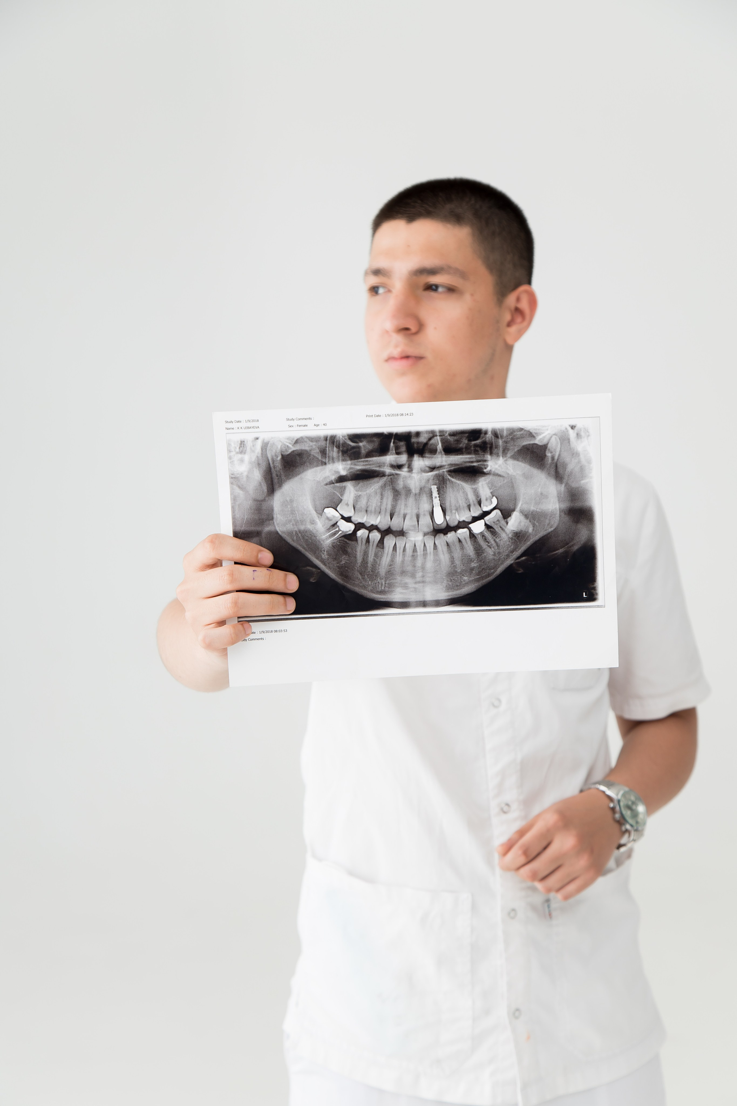 Мед Студенты. Свадебный и студийный фотограф в Алматы Ильяс Кырбаев