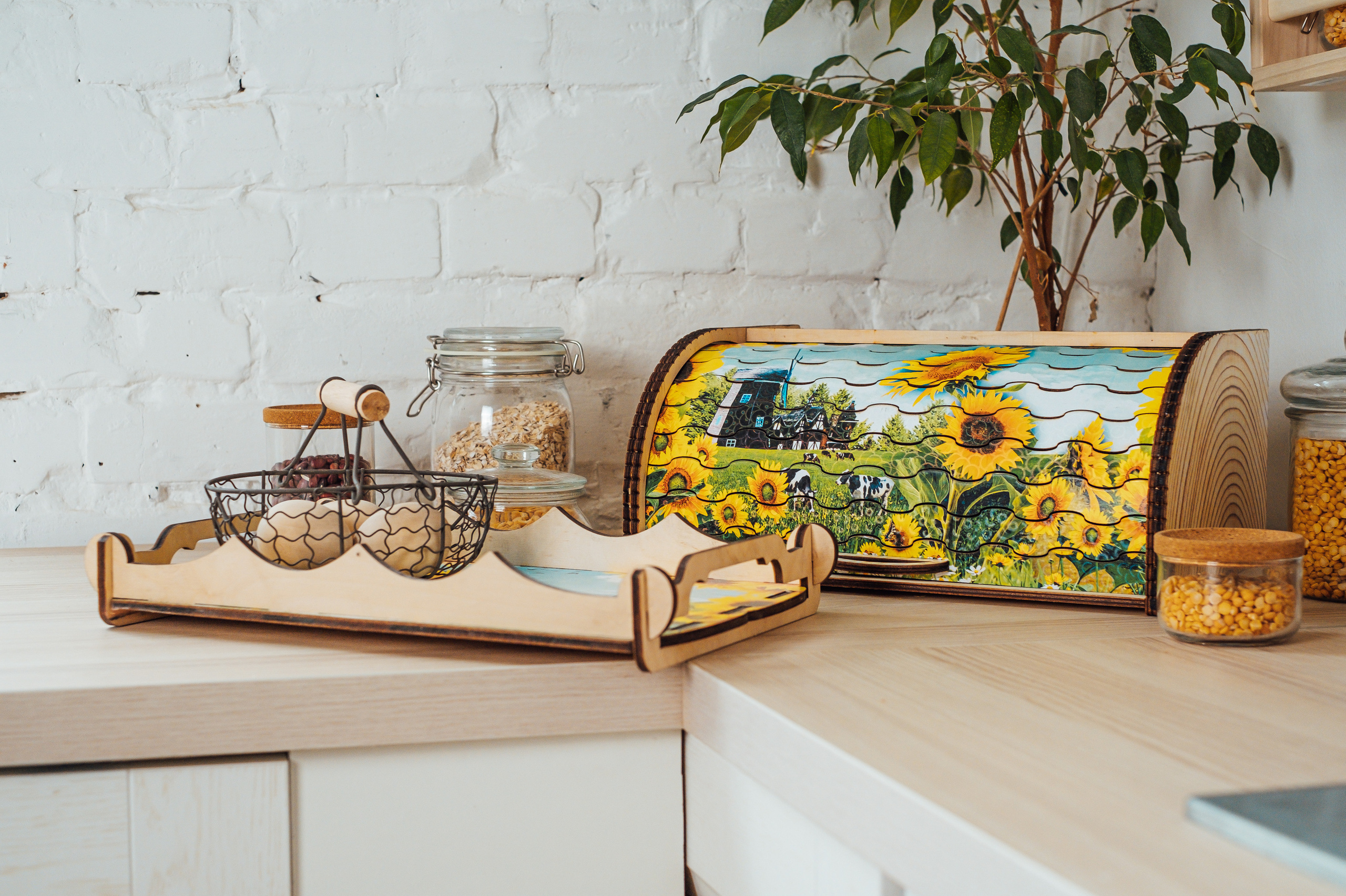 Фотосъемка хлебниц и досок для маркетплейсов в студии Краснодара