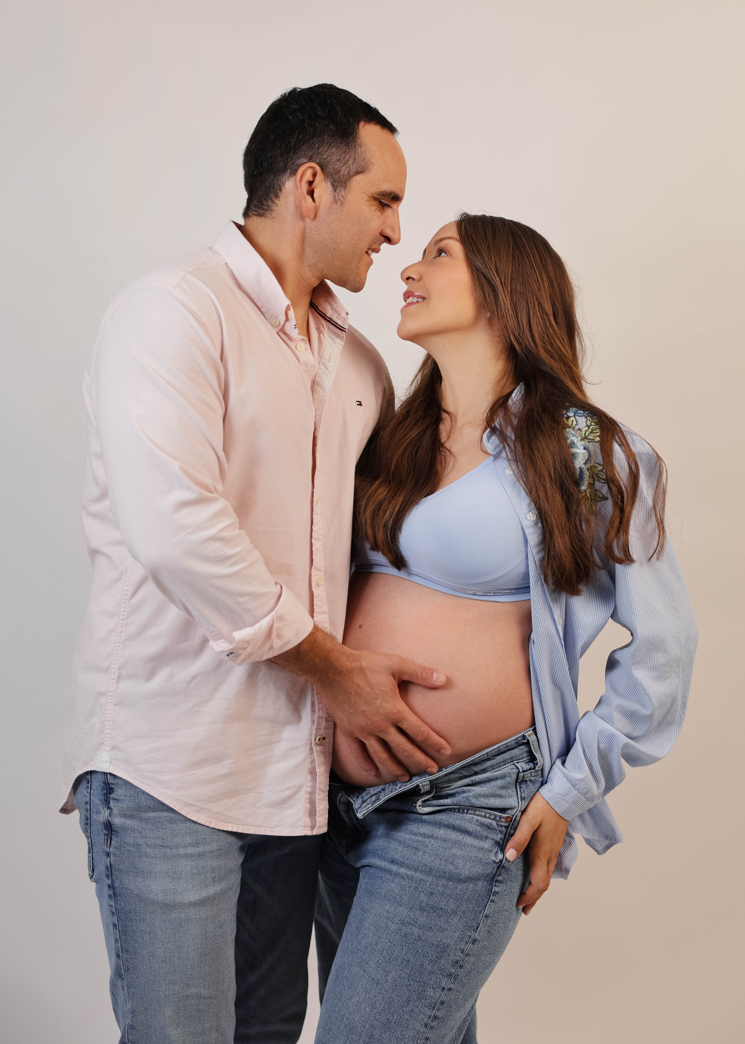 Pregnant. Halifax Photographer — Kristina Konstantinidi