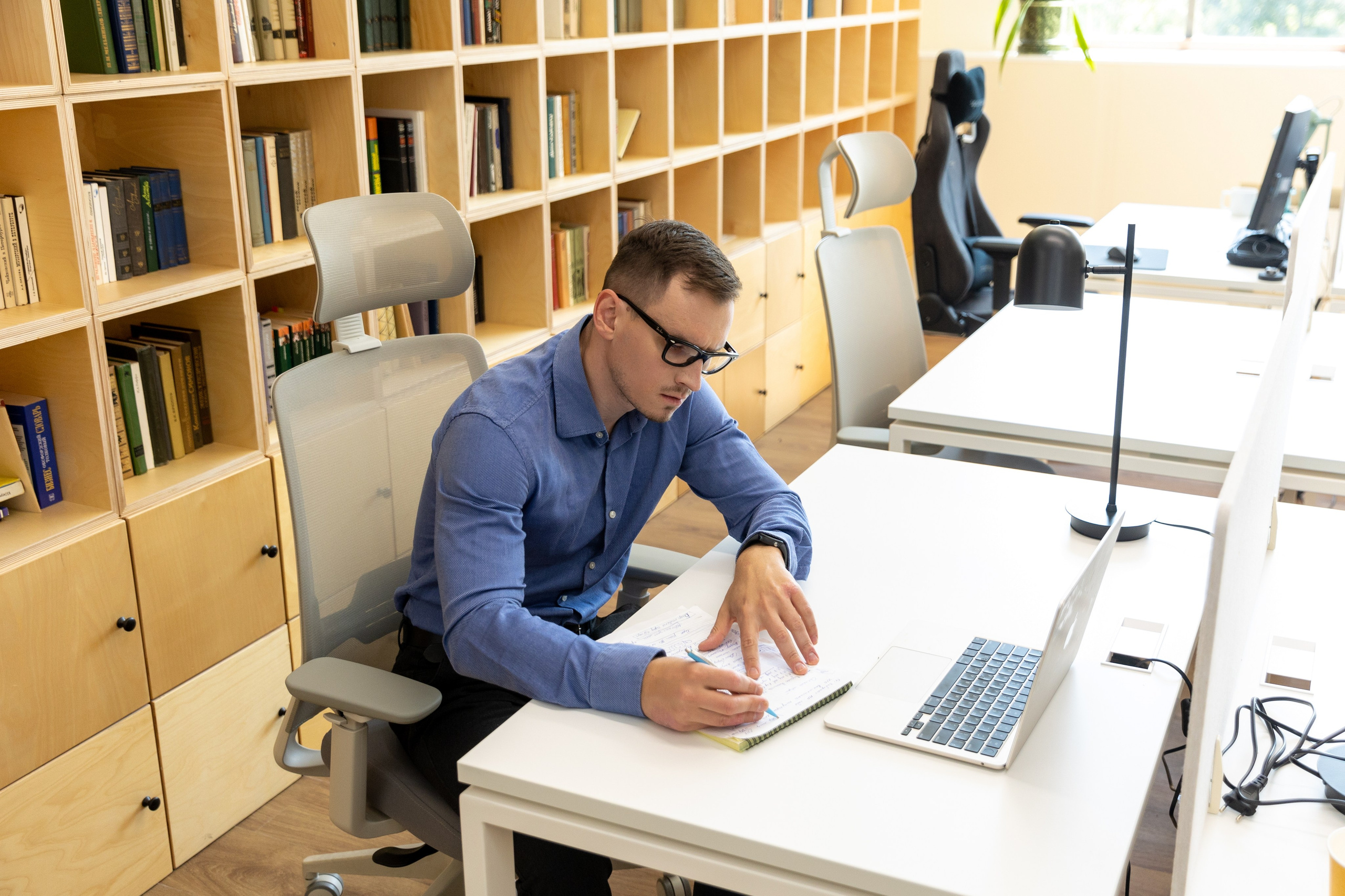 Съемка в офисе Невский. Фотограф в Санкт-Петербурге Закута Ольга