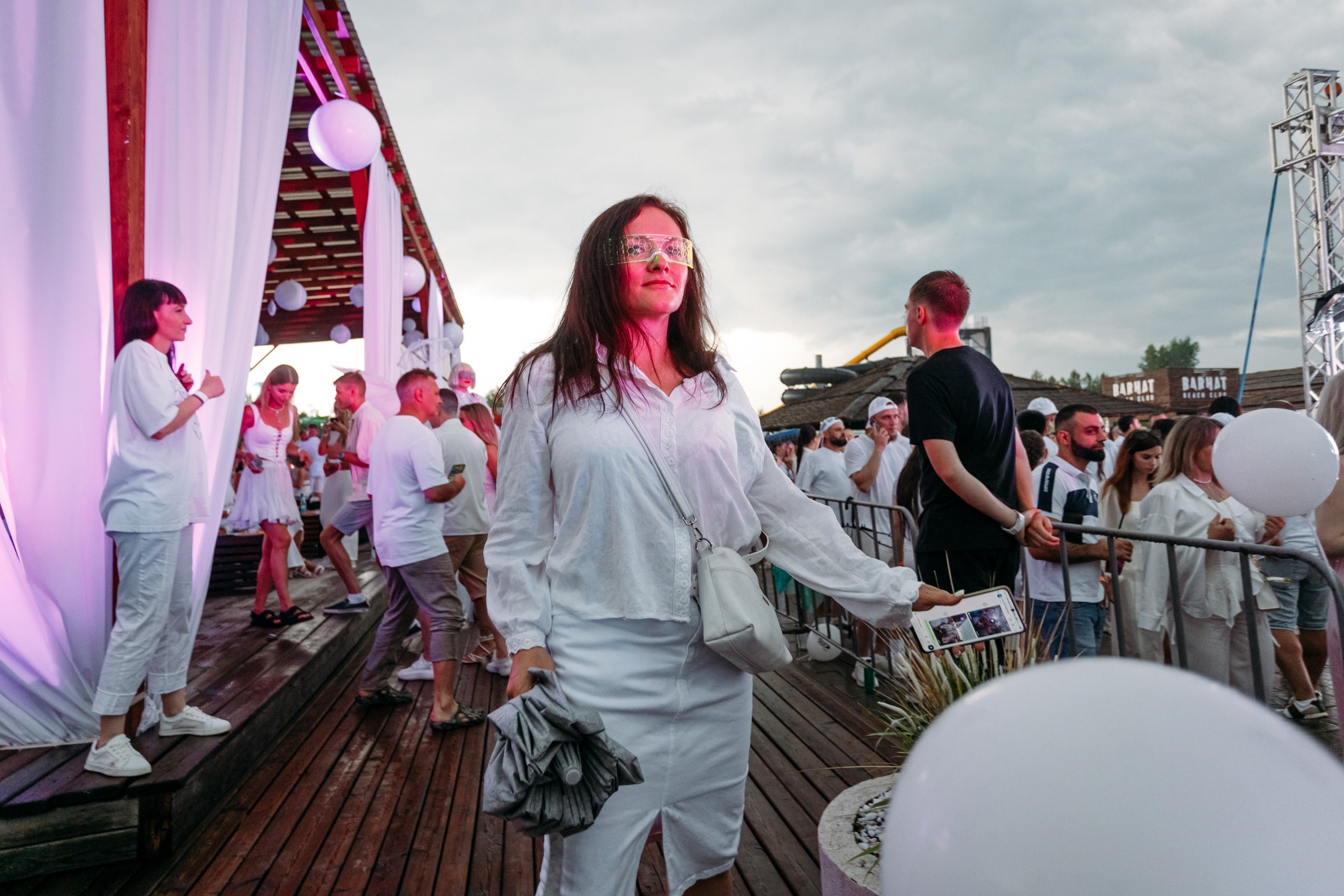 White Party @ Бархат парк. Репортажный фотограф Максим Полянский. Москва, Санкт-Петербург, Красноярск