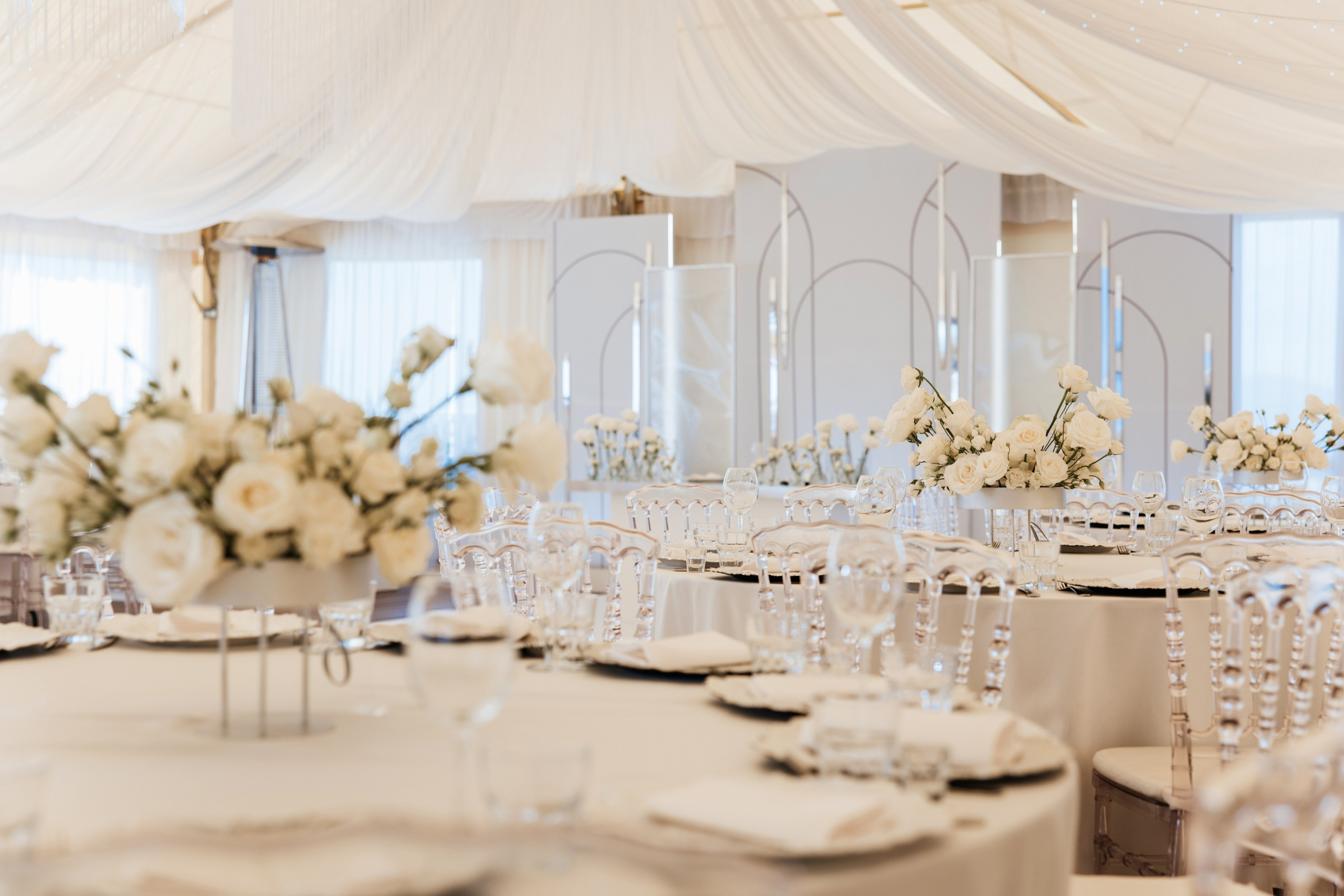 Красивая свадьба в классическом стиле. Организатор Романова Любовь