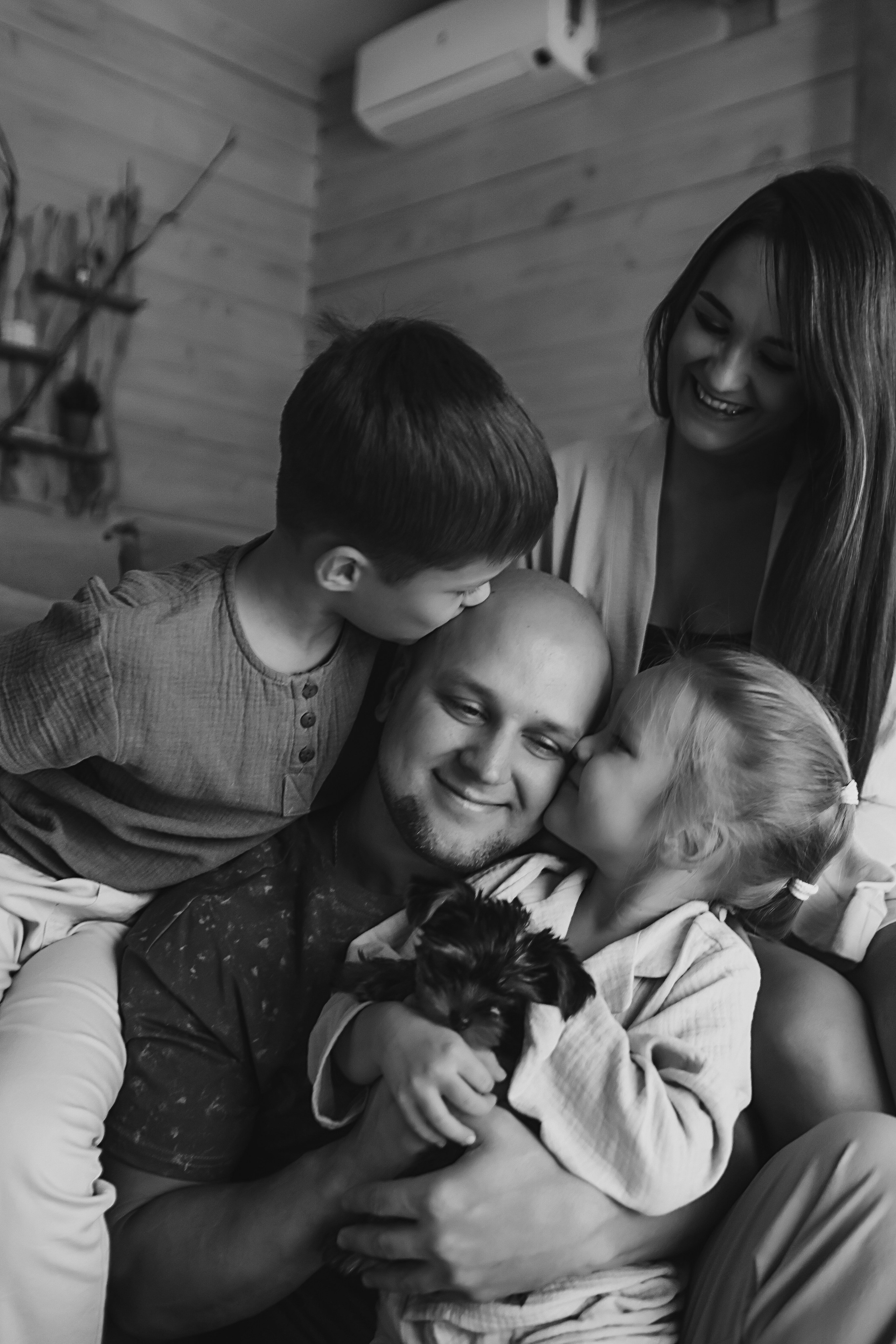 Домашняя. Семейный фотограф Тюмень, фотограф на роды Салмина Мария