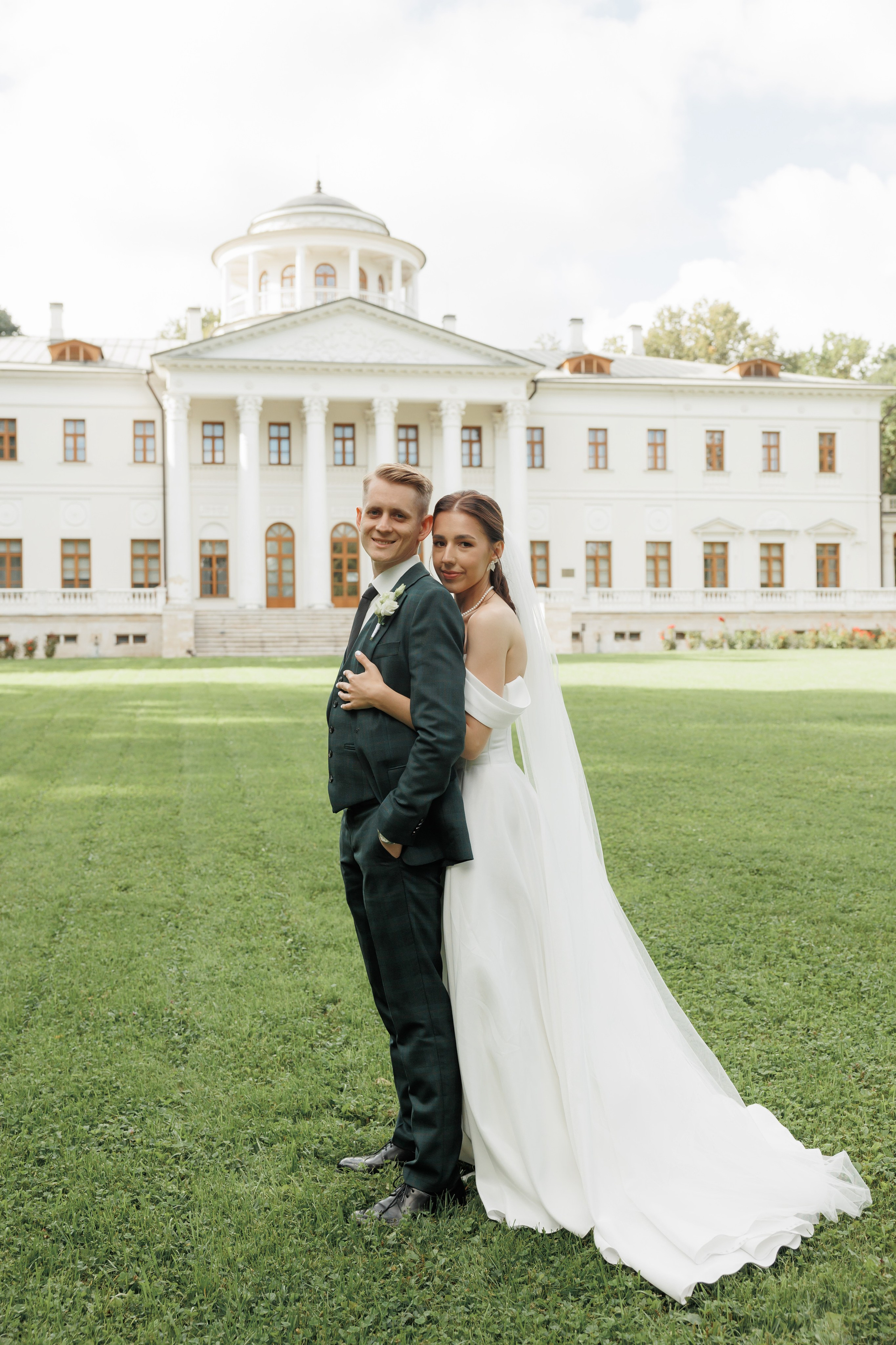 Регистрация в отеле Fish Point, ЗАГС Бутово, прогулка в Остафьево. Свадебный и репортажный фотограф (Москва, Королев и другие)