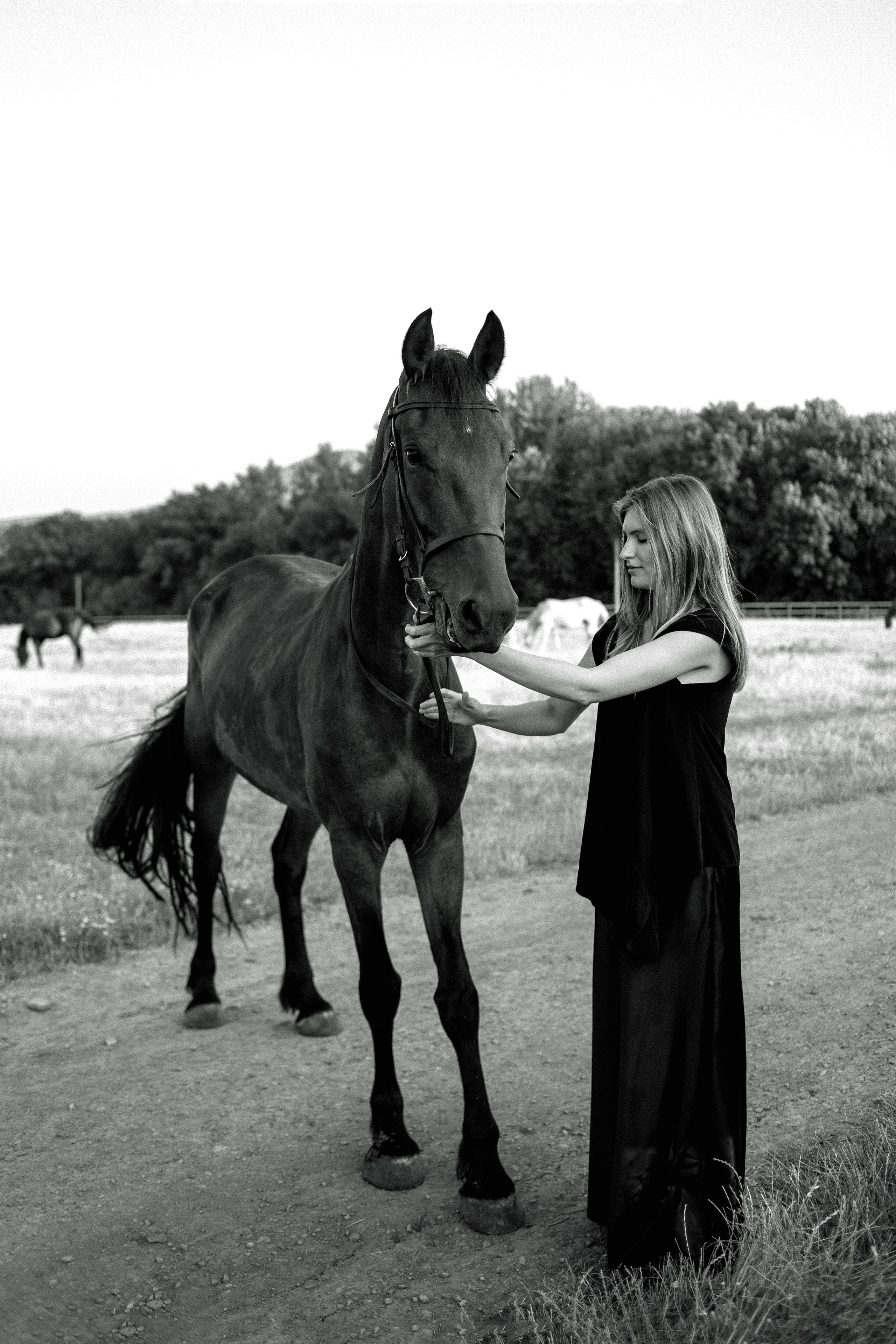 Простор, девушка, лошади. Фотограф в Краснодаре Евгения Михаевич