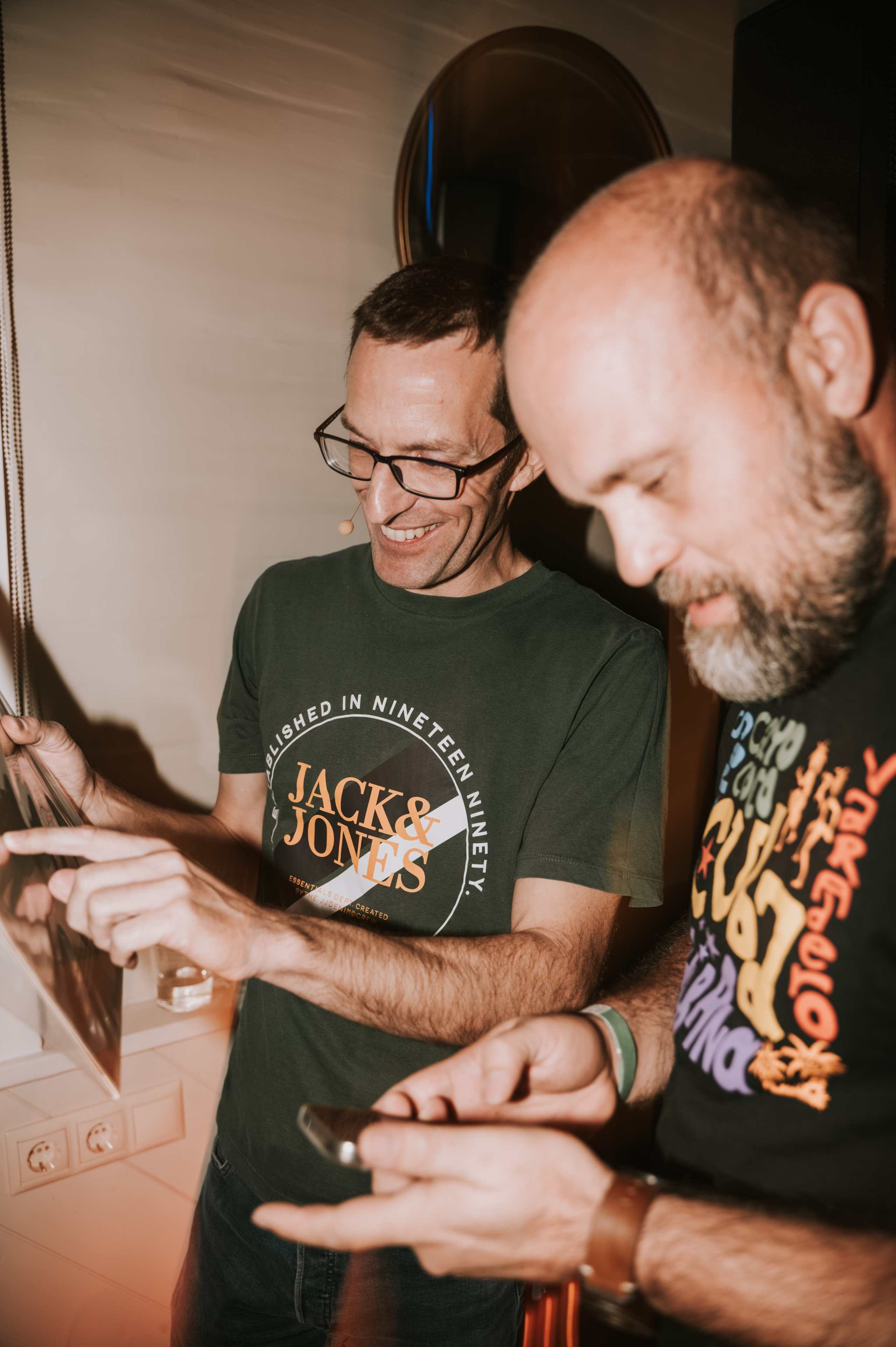 Индивидуальная съёмка для диджеев на мероприятии. Фотограф/видеограф Богдан Голованов