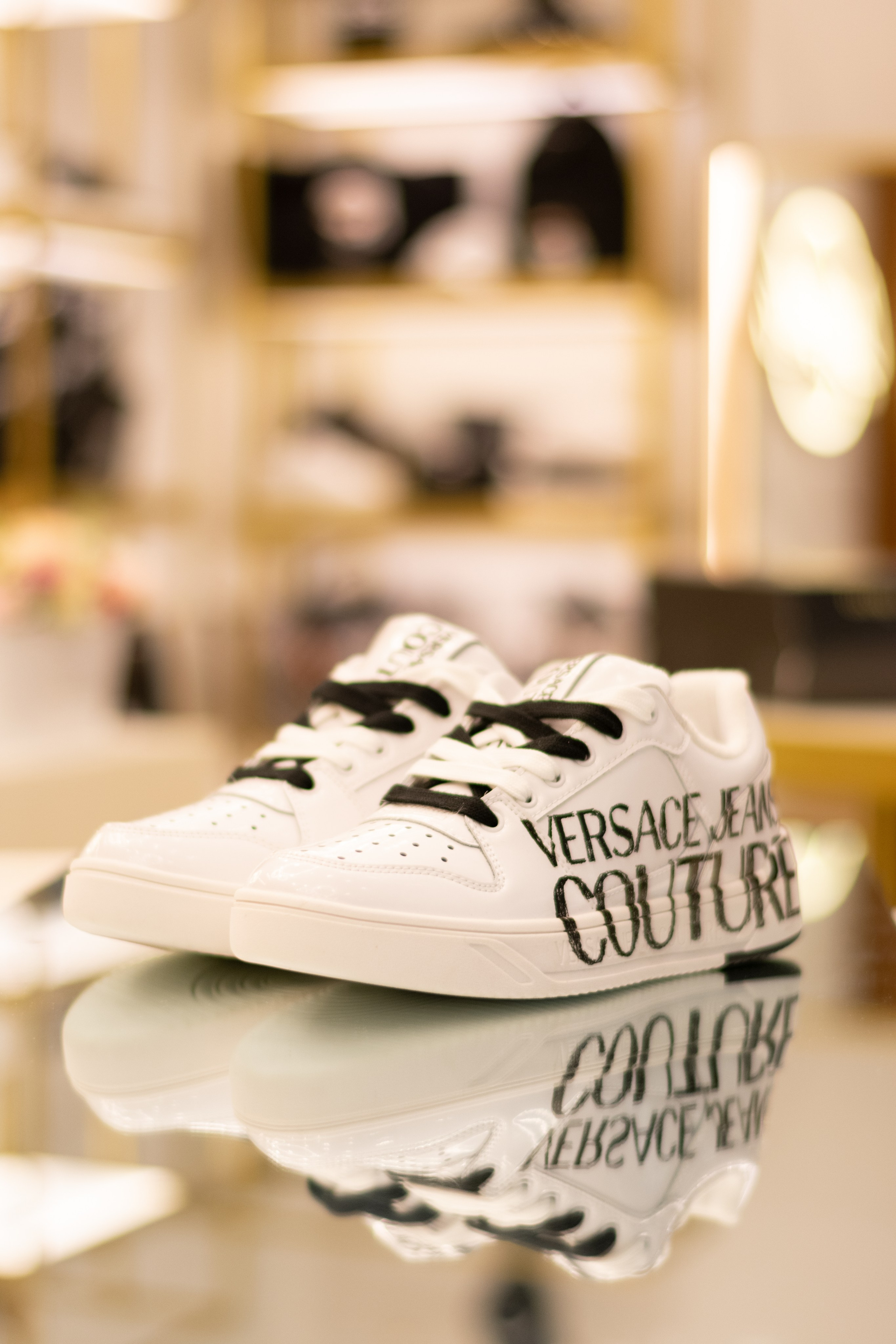 Для организаций. Предметная фотосессия для обувного магазина Capsula. Фотограф/видеограф Богдан Голованов