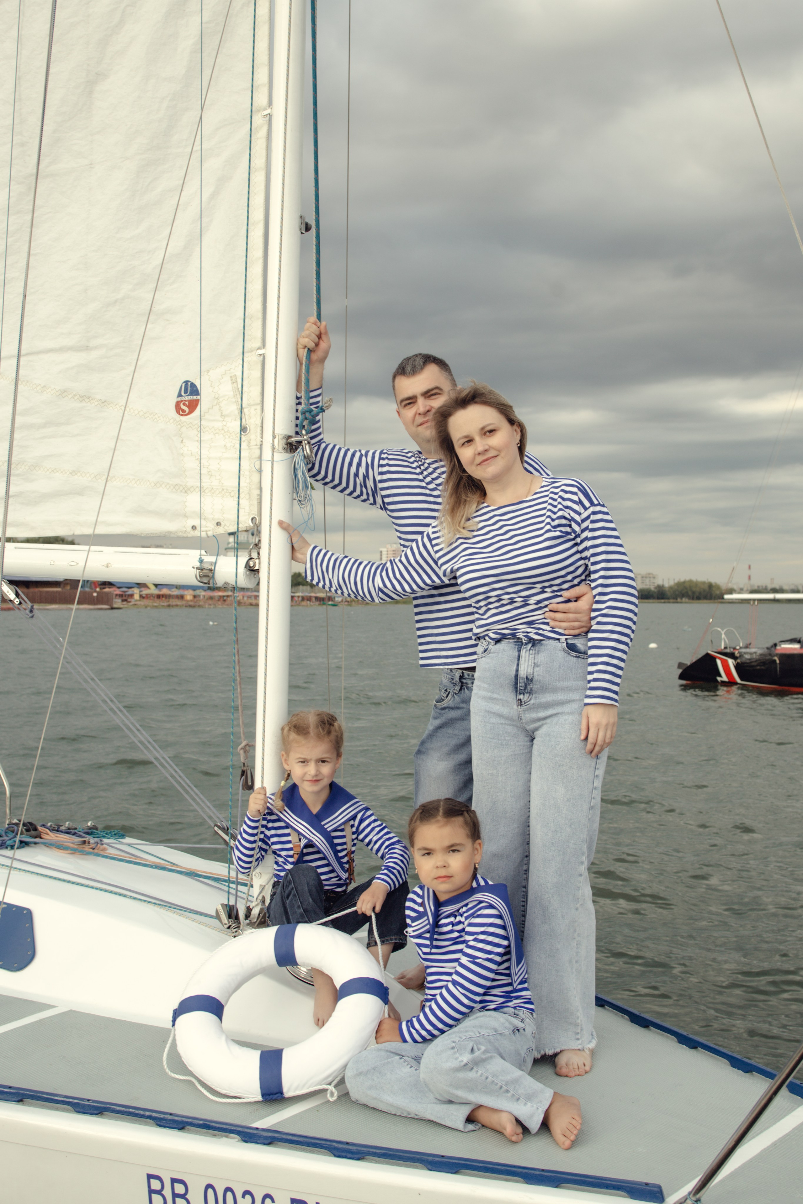 Андрей + Наталья и сестрёнки Вика и Оля. Фотограф Елена Бухонина Челябинск