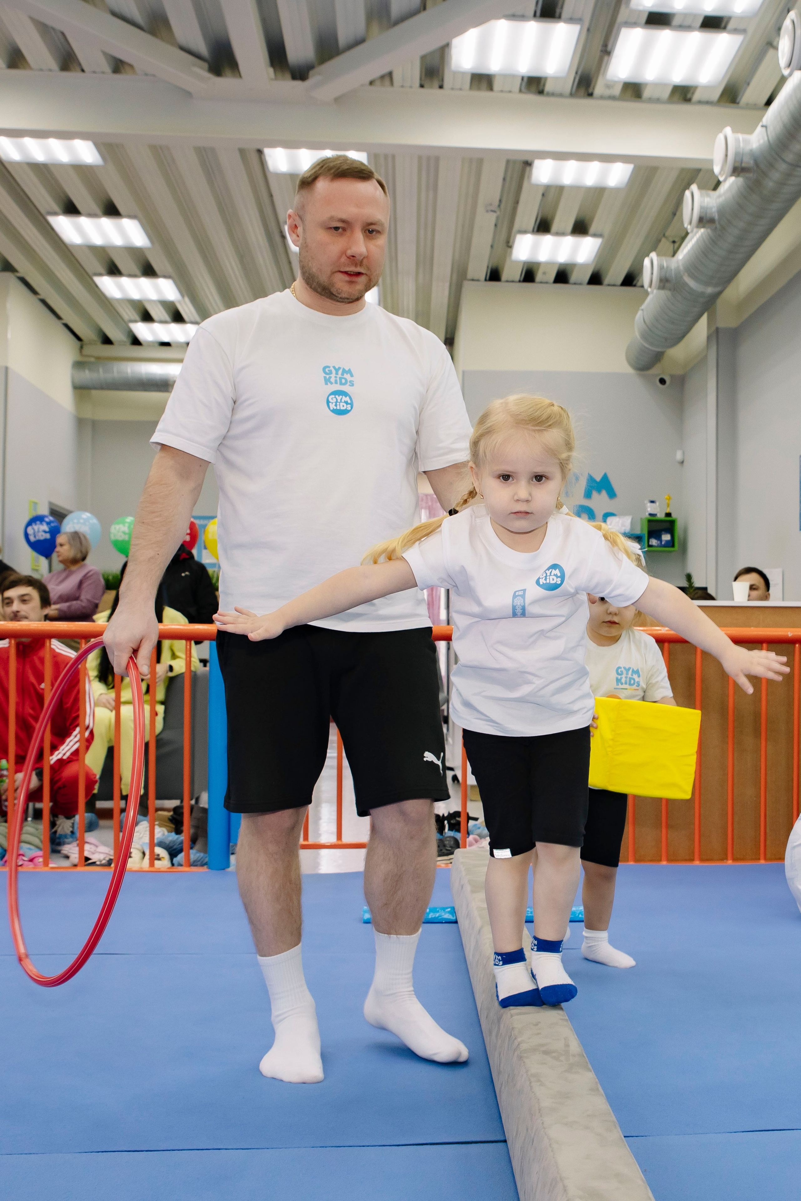 Соревнования по гимнастике в Gymkids Звенигород. Профессиональный фотограф в Москве | Заказать фотосессию и съемку